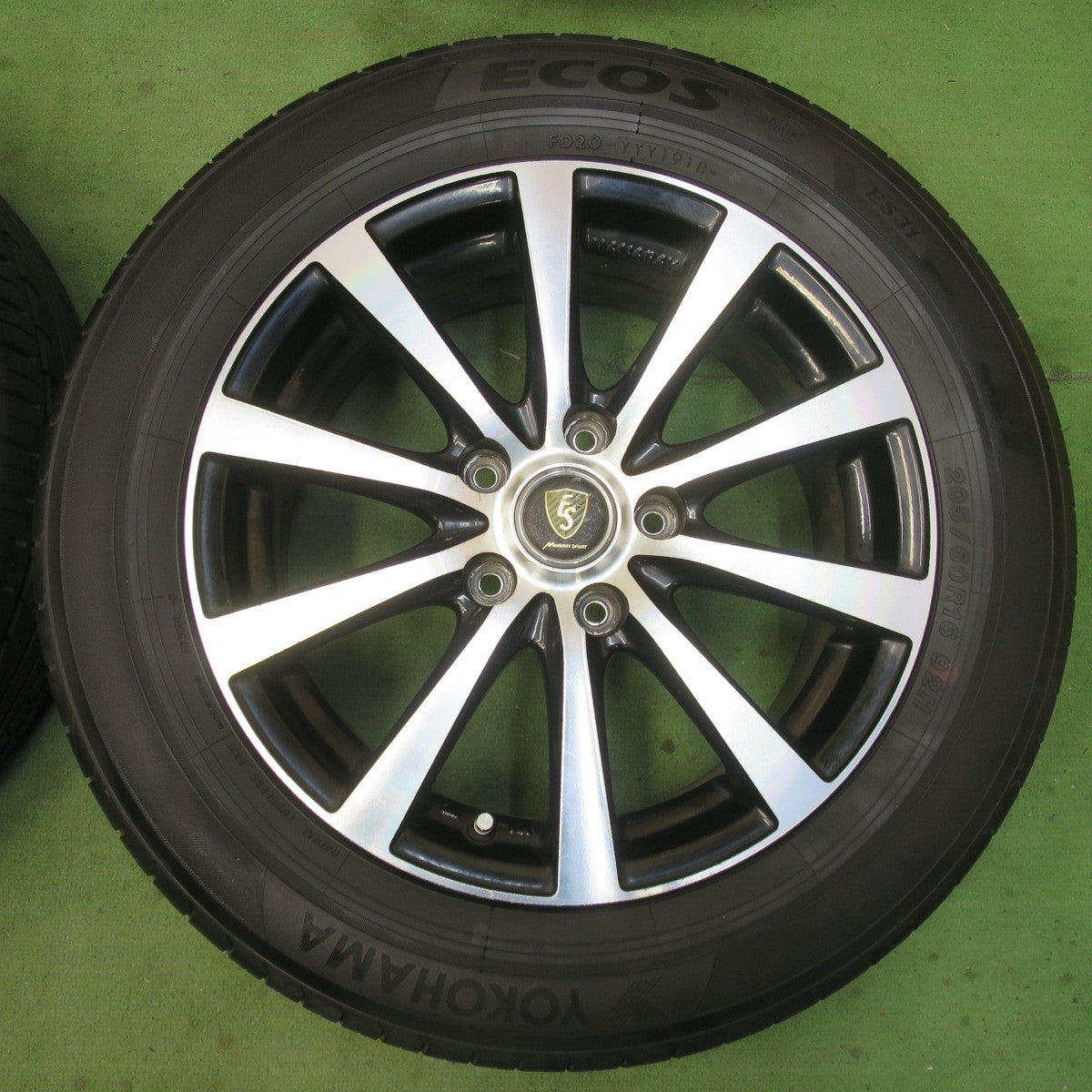 バリ溝！9.5分★205/60R16 ヨコハマ エコス ES31 MANARAY SPORT マナレイ スポーツ 16インチ PCD114.3/5H★6022505イノ