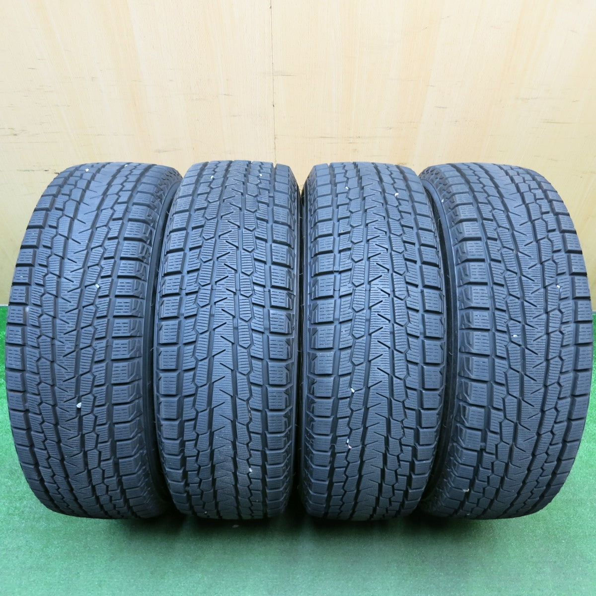 バリ溝！9.5分以上★スタッドレス 225/65R17 ヨコハマ アイスガード G075 JOKER ジョーカー 17インチ PCD114.3/5H★6010810HAス