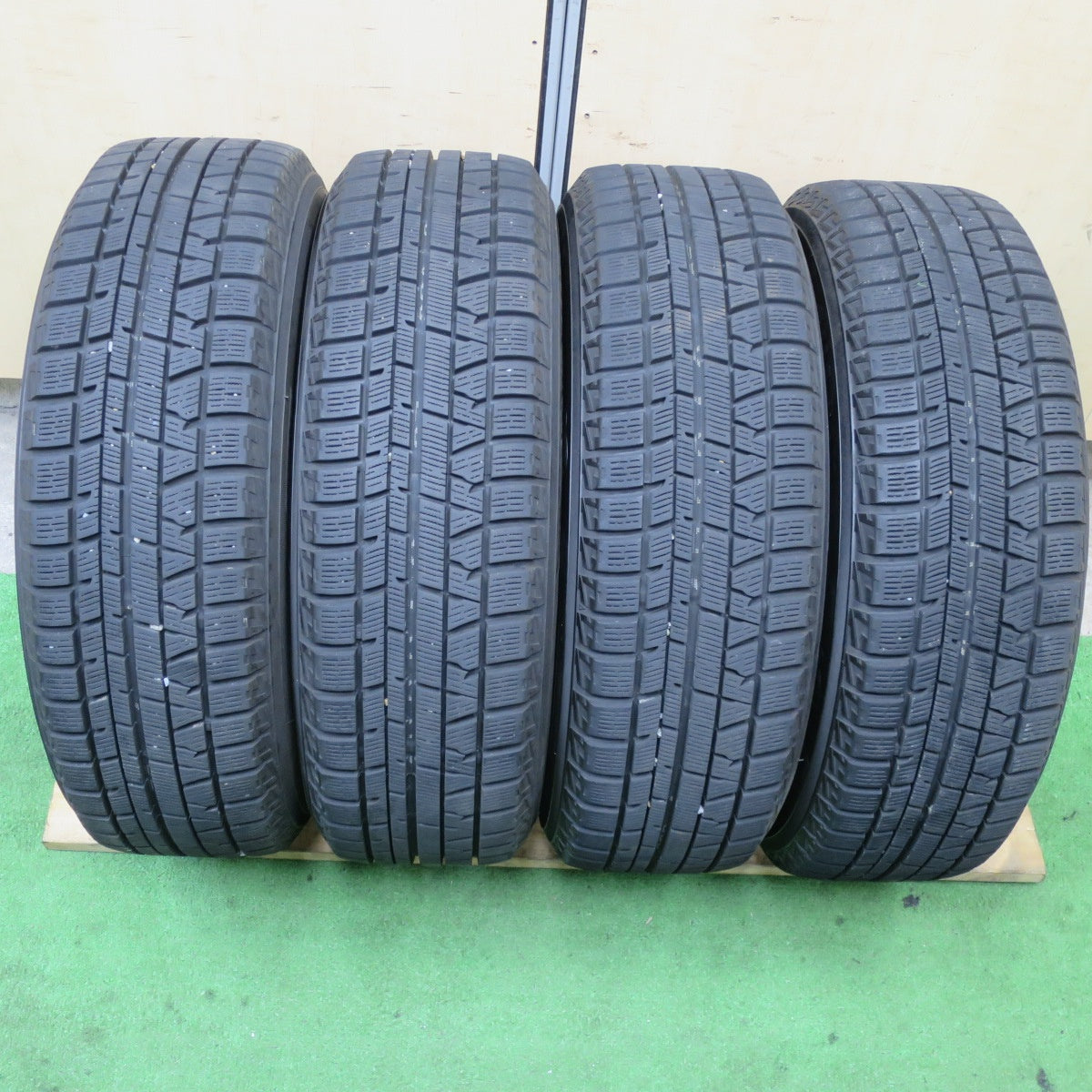 バリ溝！9.5分★スタッドレス 175/65R14 ヨコハマ アイスガード iG50 プラス INNOVATOR イノベーター 14インチ PCD100/4H★5060703TTス