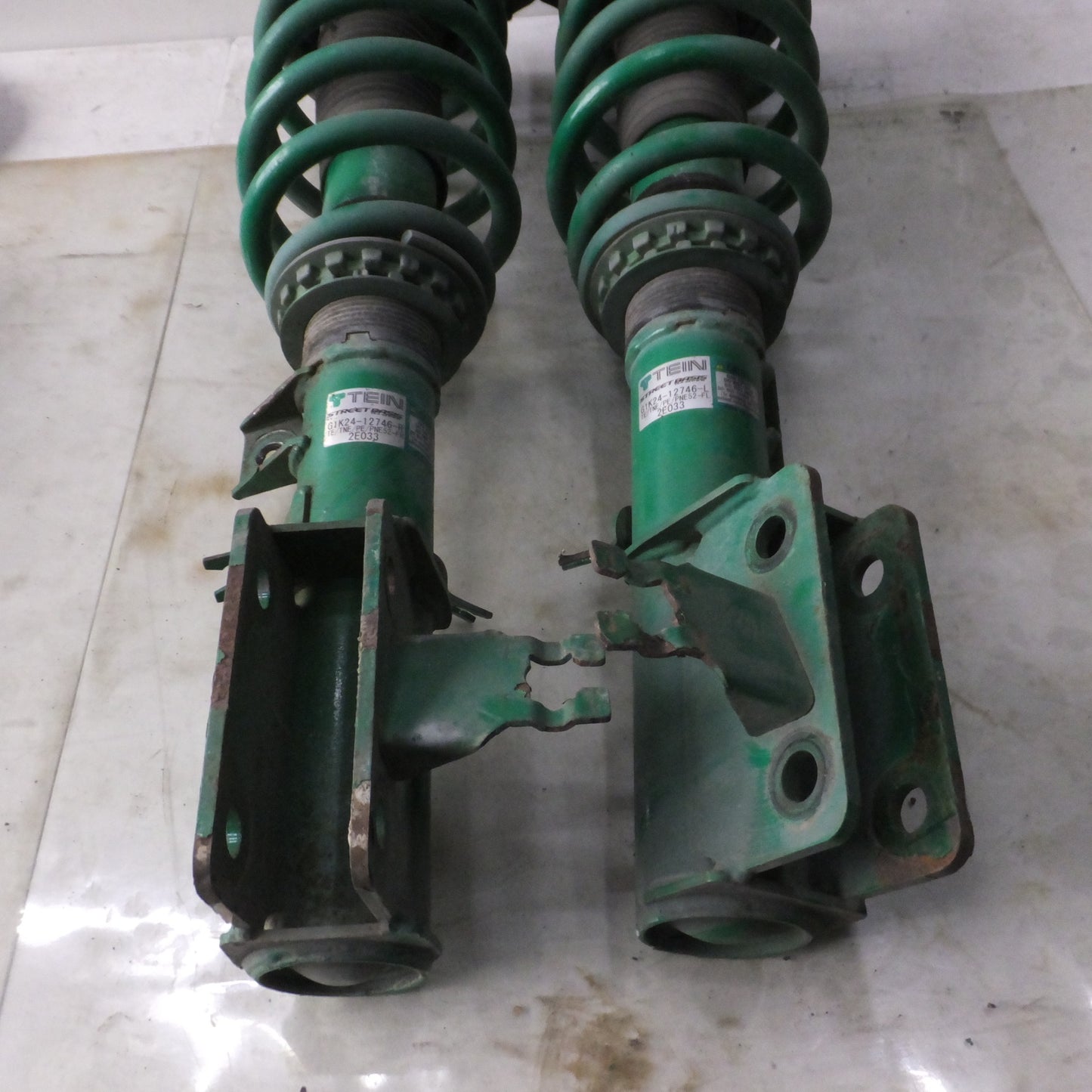[送料無料] ◆TEIN エルグランド E52 車高調 サスペンション G1K24-12746 G1K25-12531 PNE52-R PNE52-FL テイン 現状品◆