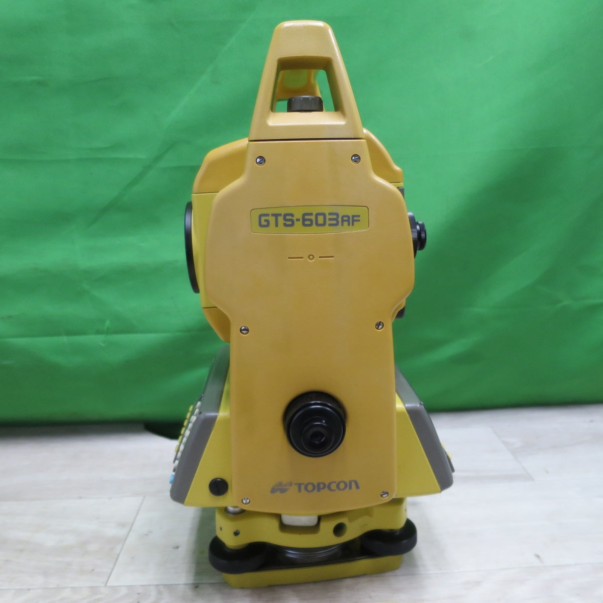 [送料無料] バッテリー2個☆トプコン トータルステーション 測量機器 GTS-603AF 充電器 ケース付き TOPCON☆