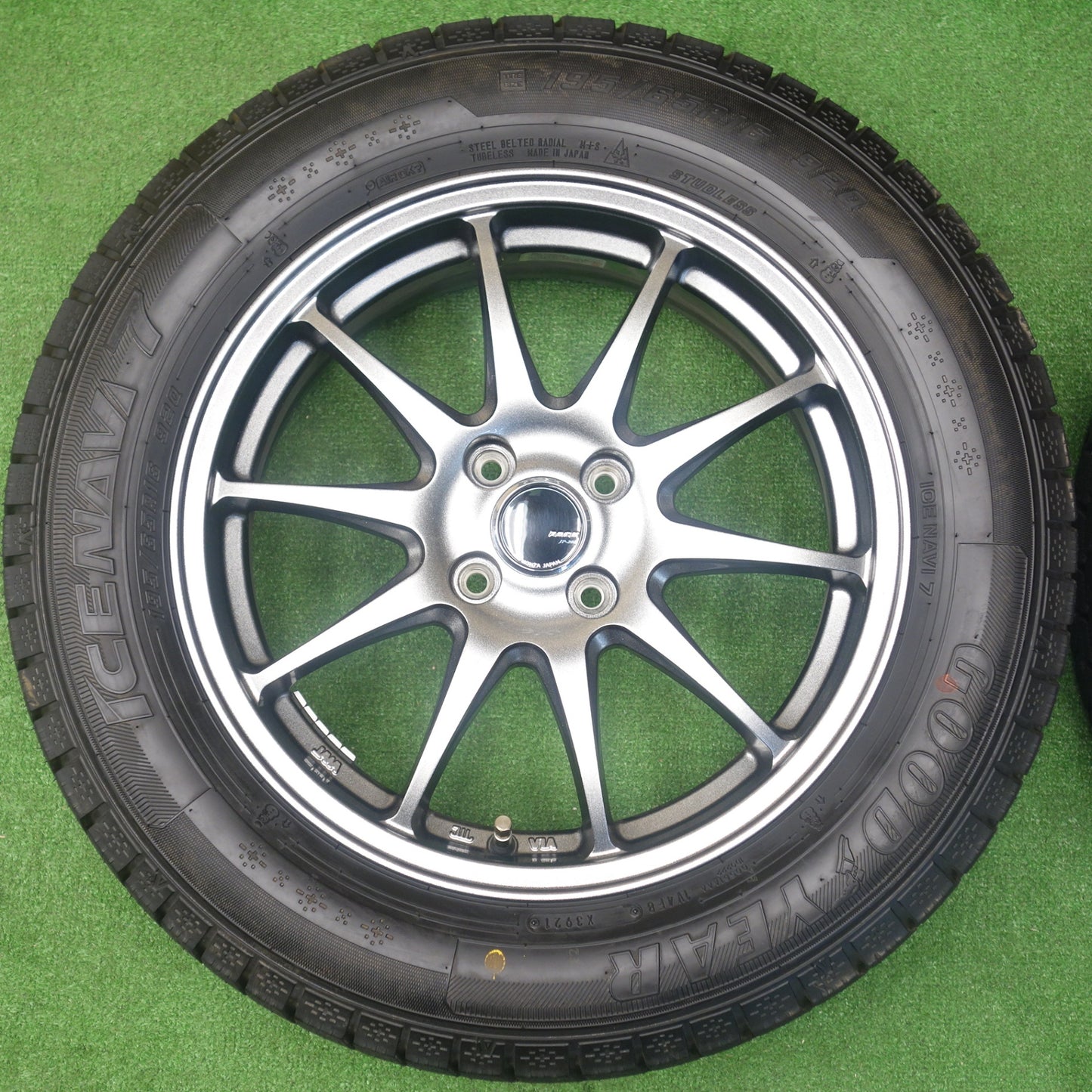 ほぼ未使用！キレイ★スタッドレス 195/65R16 グッドイヤー アイスナビ7 ZACK JP-202 MONZA ザック モンツァ 16インチ PCD100/4H★6020702KTス