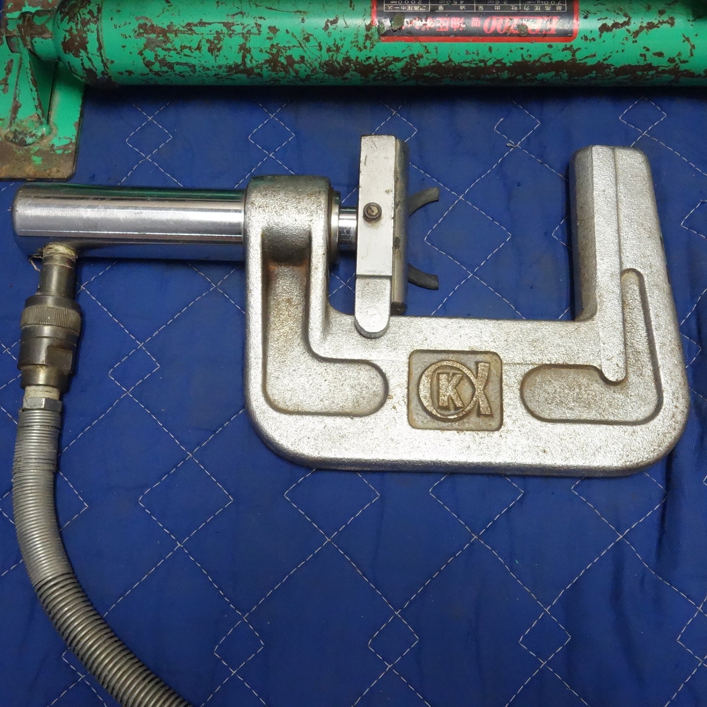 [送料無料] ☆亀倉精機  パイプ 断水機 P-50N EP-700型 油圧 ポンプ 水道 管 工事 KAMEKURA☆