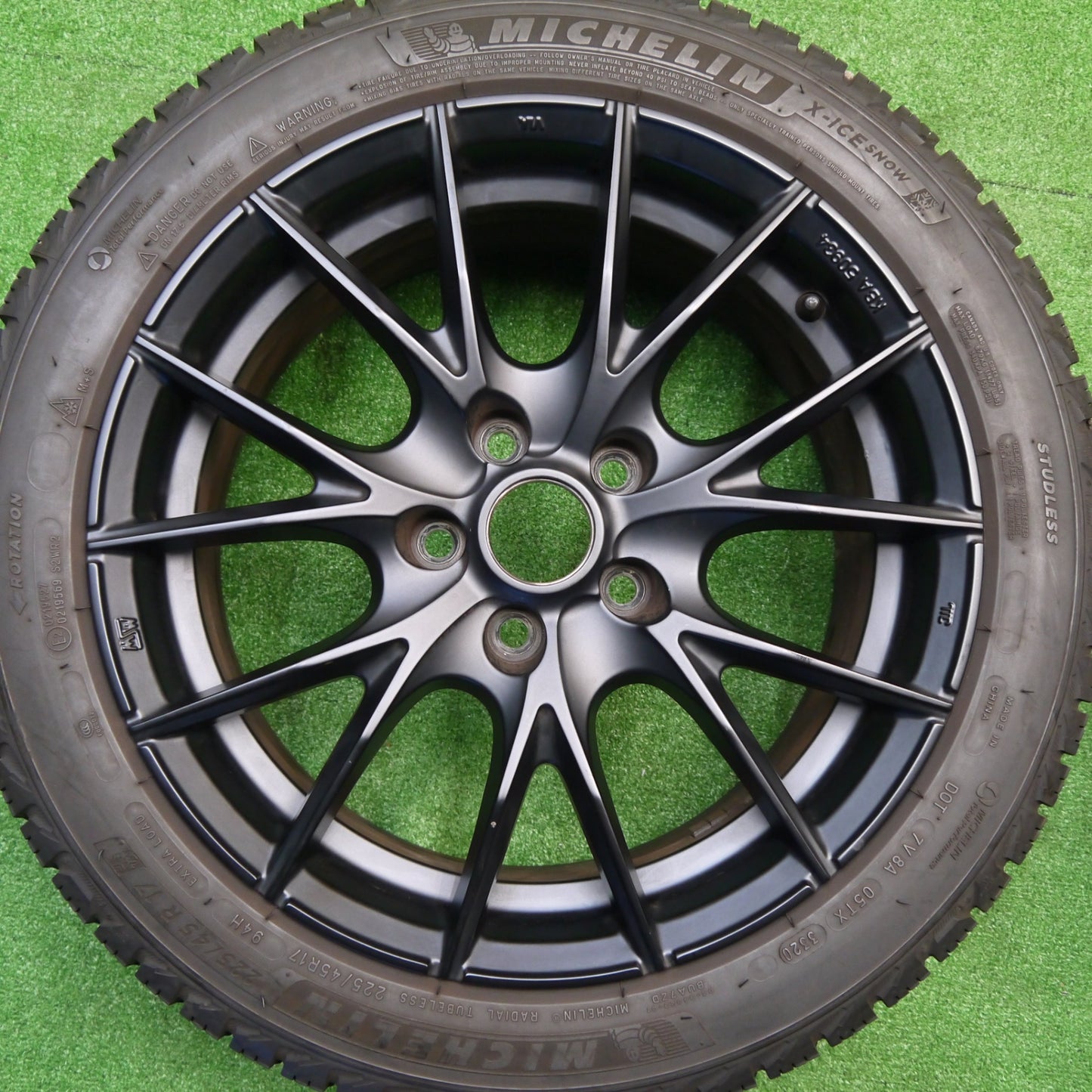 バリ溝！キレイ！9.5分★ベンツ 等 O・Z MSW ML512 225/45R17 スタッドレス ミシュラン X-ICE SNOW 17インチ OZ PCD112/5H★5102007Hス