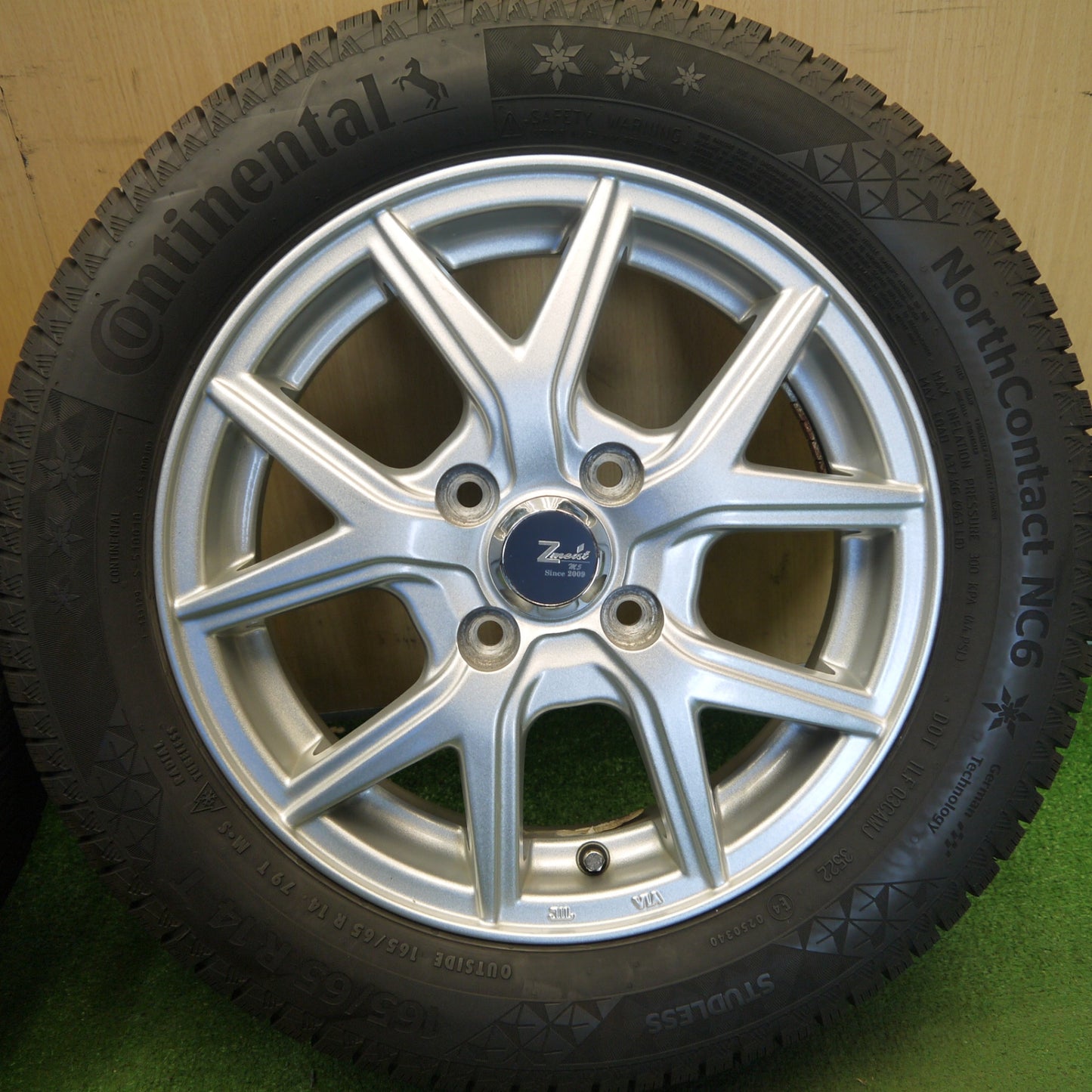 バリ溝！22年！キレイ！9分★スタッドレス 165/65R14 コンチネンタル ノースコンタクト NC6 Zmeist M5 14インチ ソリオ ハスラー 等 PCD100/4H★6042006Hス