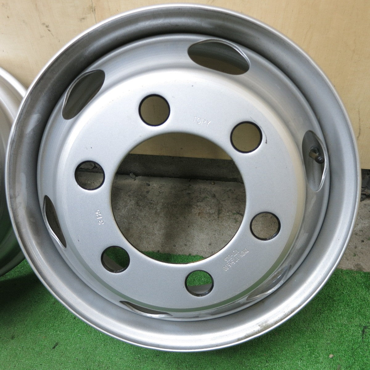 キレイ！6本★トラック TOPY スチール ホイール DM3N 17.5×6.00 127-9CS 17.5インチ トピー PCD222.25/6H★5101101ナホ