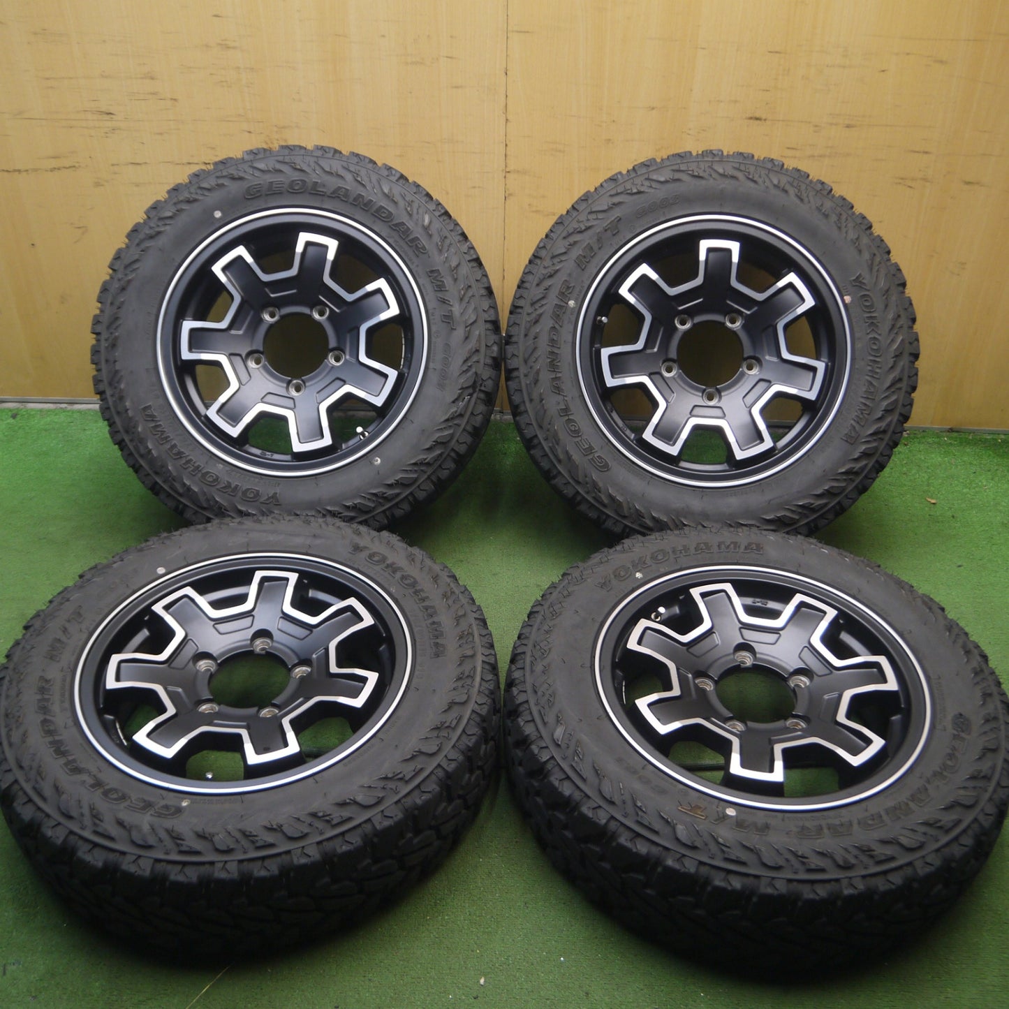 *送料無料* キレイ★ジムニー WILD CRUISING LX 175/80R16 ヨコハマ ジオランダー M/T G003 ワイルドクルージング PCD139.7/5H★4061809Hノ