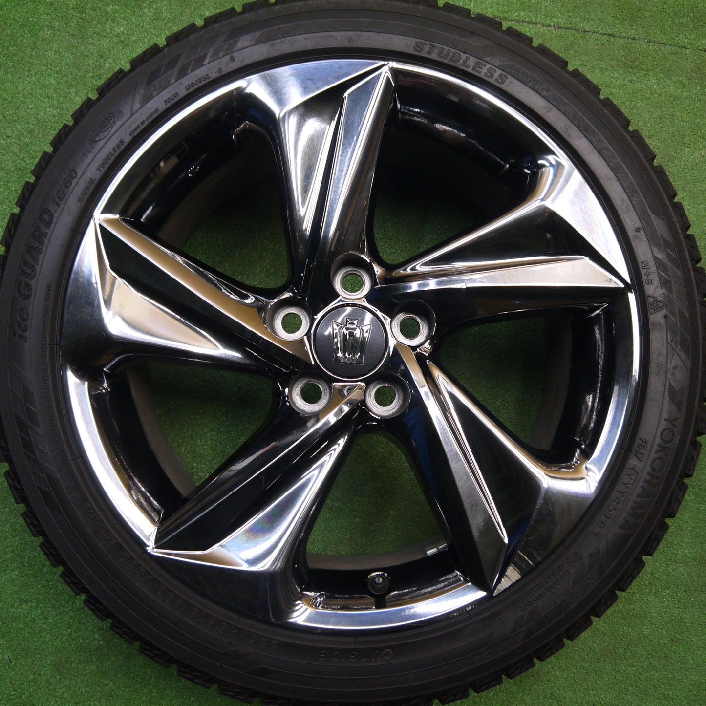 4本価格★トヨタ 220系 クラウン RS 純正 225/45R18 スタッドレス ヨコハマ アイスガード iG60 18インチ PCD114.3/5H★5112101Hス