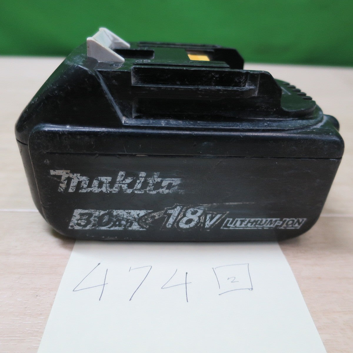 [送料無料] 4点まとめ売り☆マキタ 純正 Li-ion バッテリー 18V 6.0Ah 不明 BL1860B 5.0Ah BL1850 3.0Ah BL1830B リチウムイオン 電池 充電 電動 工具 に makita☆