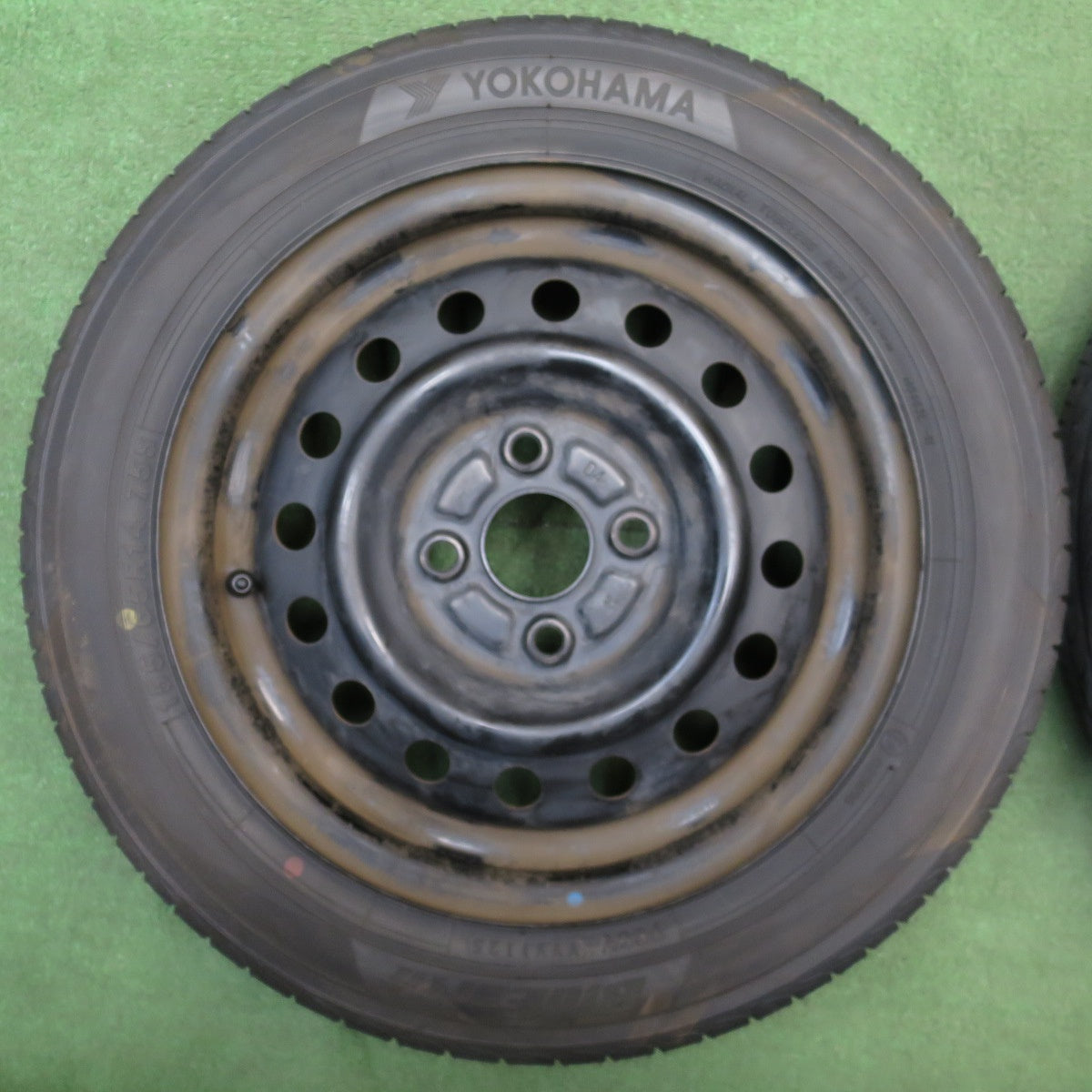 バリ溝！25年！ほぼ10分★155/65R14 ヨコハマ ブルーアース AE01 スチール ホイール 14インチ PCD100/4H★6032413NJノ