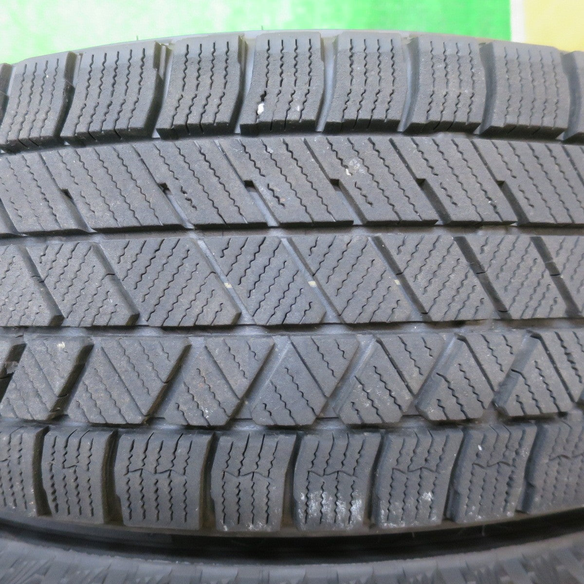 バリ溝！22年！キレイ！9分★スタッドレス 165/65R14 ブリヂストン ブリザック VRX3 Kashina V1 カシーナ 14インチ ハスラー ソリオ 等 PCD100/4H★5110407NJス