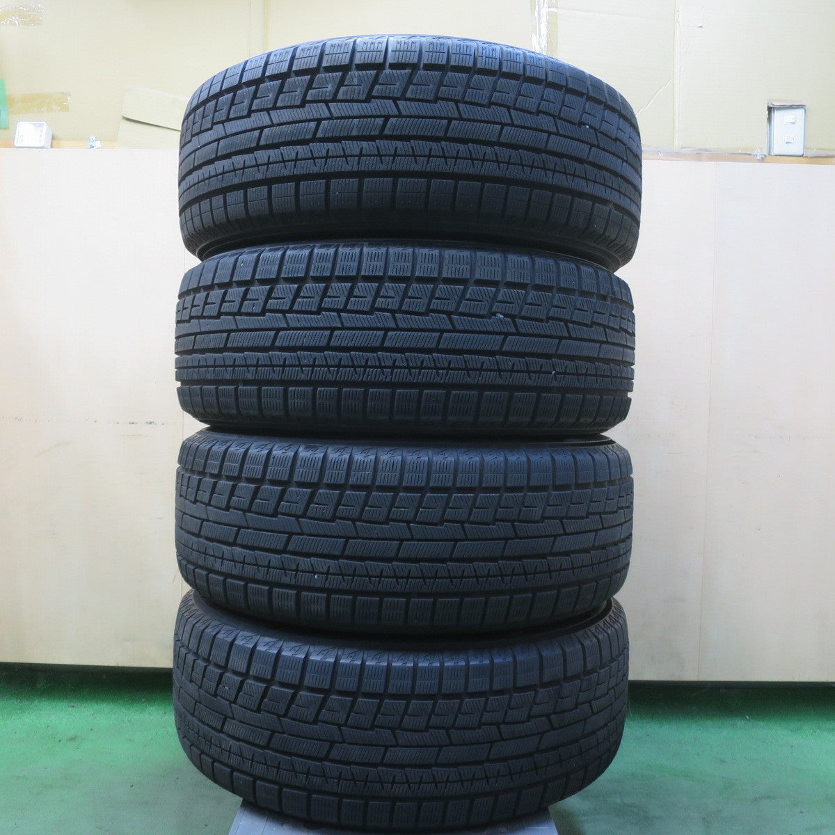 センサー付！バリ溝！24年！キレイ！ほぼ10分◎レクサス LS 500 h 純正 245/50R19 スタッドレス ヨコハマ アイスガード iG60 Z・P・S ランフラット 19インチ PCD120/5H◎6070201イス