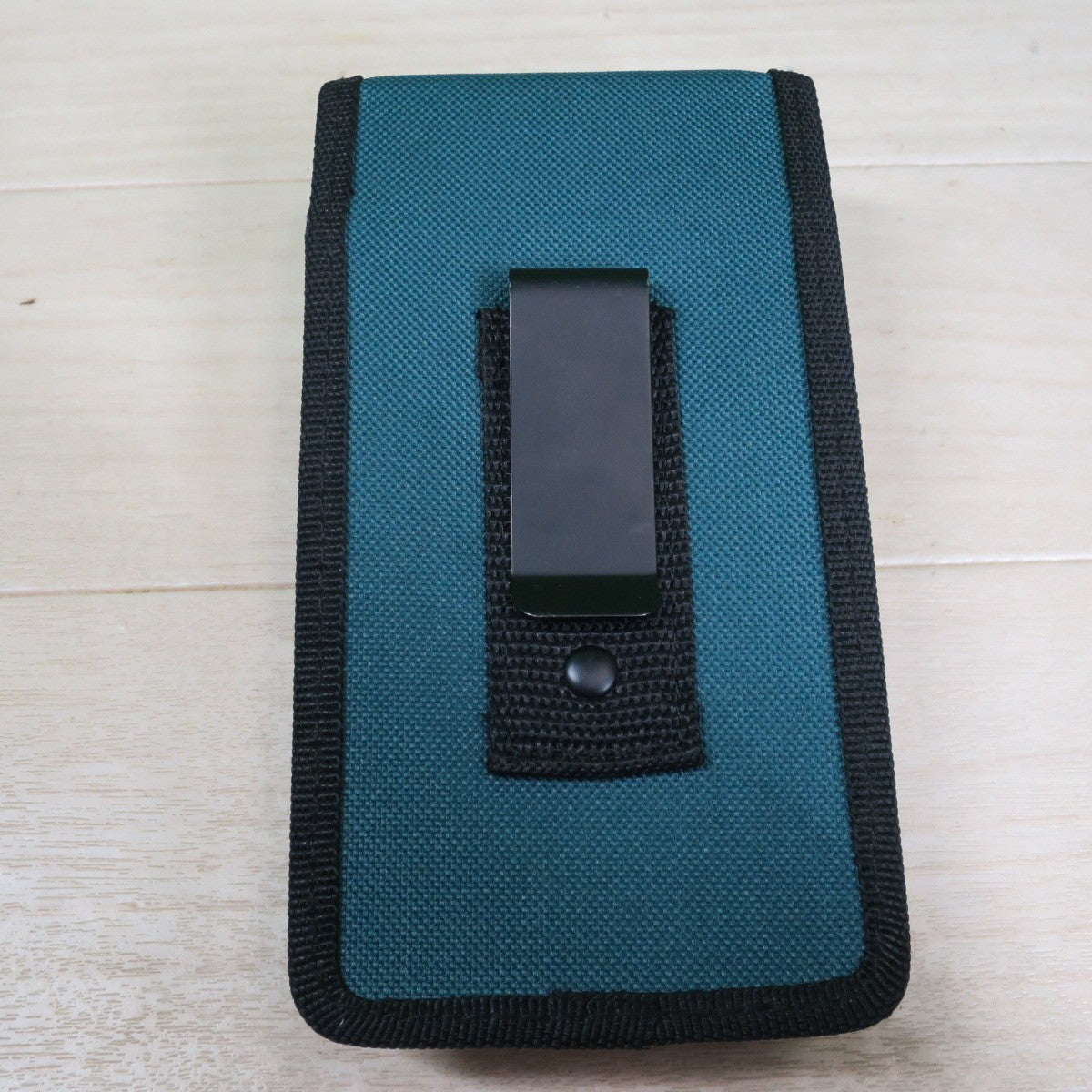 [送料無料] キレイ☆BOSCH ボッシュ レーザー 距離計 GLM150C デジタル 測定器 ケース付き☆