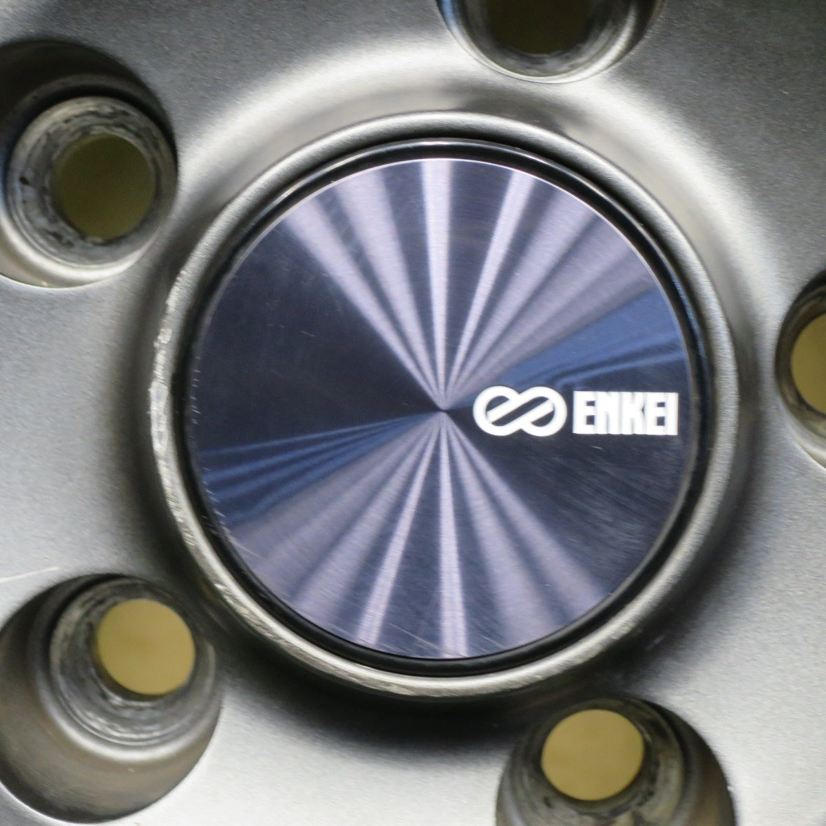 バリ溝！23年！8.5分★205/60R16 グッドイヤー EfficientGrip ENKEI PF03 エンケイ 16インチ PCD114.3/5H★6030903NKノ