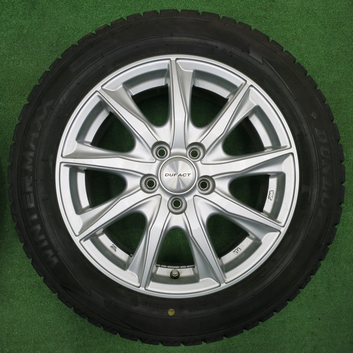 [送料無料] バリ溝！23年！キレイ！9.5分以上★シエンタ等 185/60R15 スタッドレス ダンロップ ウインターマックス WM02 DUFACT デュファクト 15インチ PCD100/5H★4111508NJス
