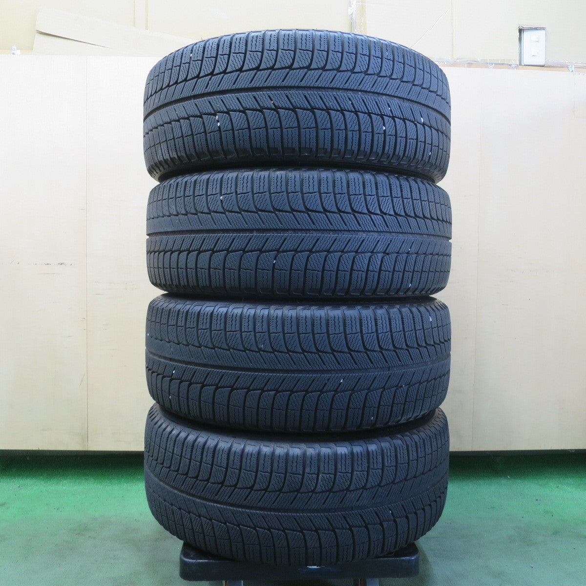 センサー付！キレイ★レクサス ES バージョンL 純正 235/45R18 スタッドレス ミシュラン X-ICE3+ 18インチ PCD114.3/5H★6052707イス