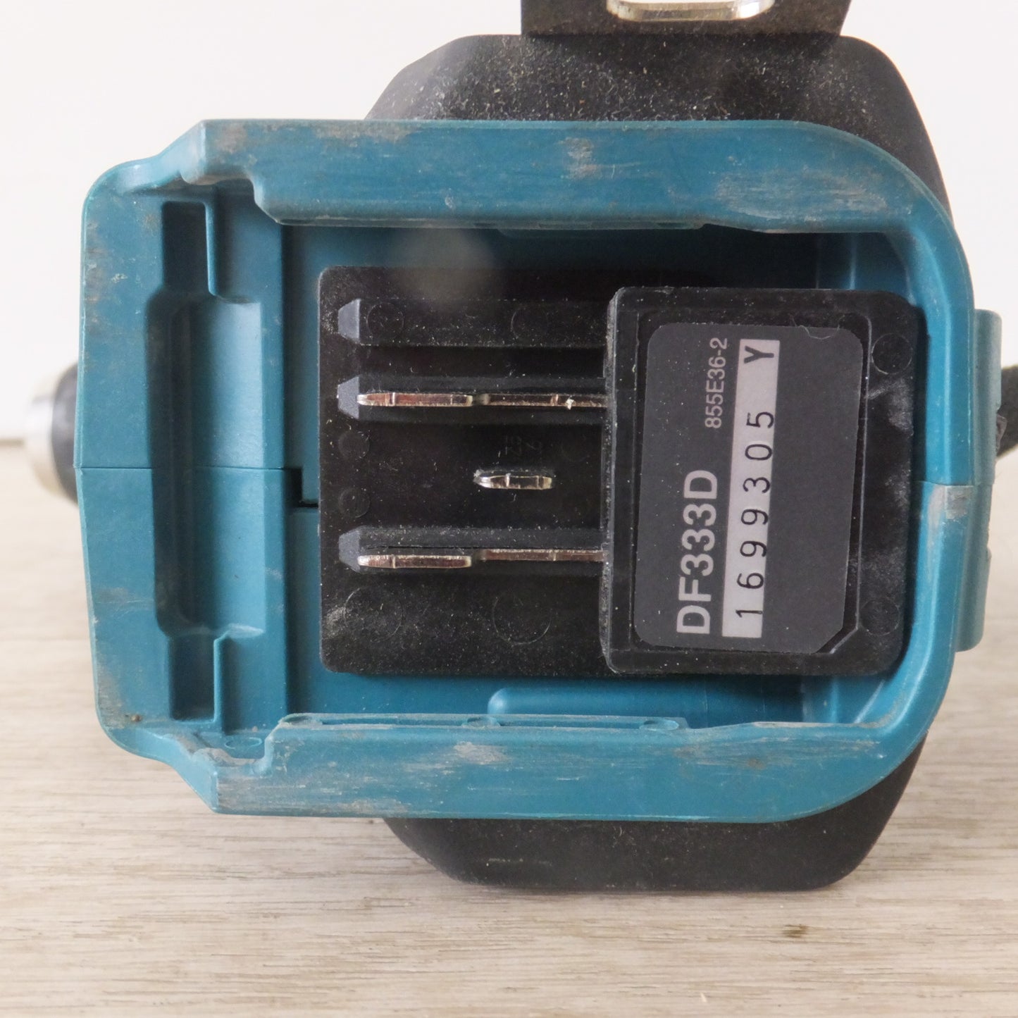 [送料無料] ★マキタ makita 充電式ドライバドリル DF333D 10.8V 本体のみ★