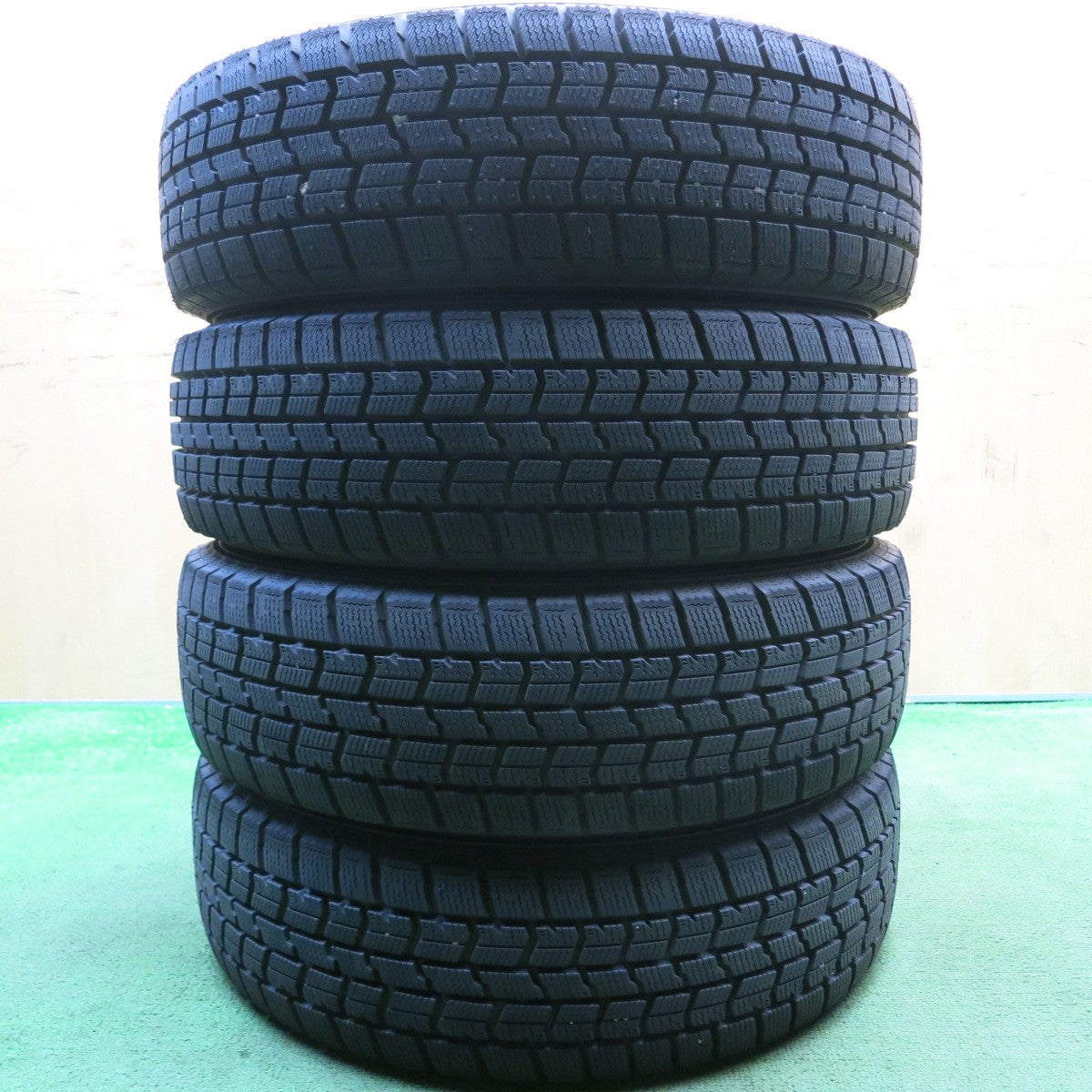 バリ溝！22年！キレイ！ほぼ10分★スタッドレス 165/65R15 グッドイヤー アイスナビ7 Club Family 15インチ タフト ハスラー 等 軽サイズ PCD100/4H★5052403HAス