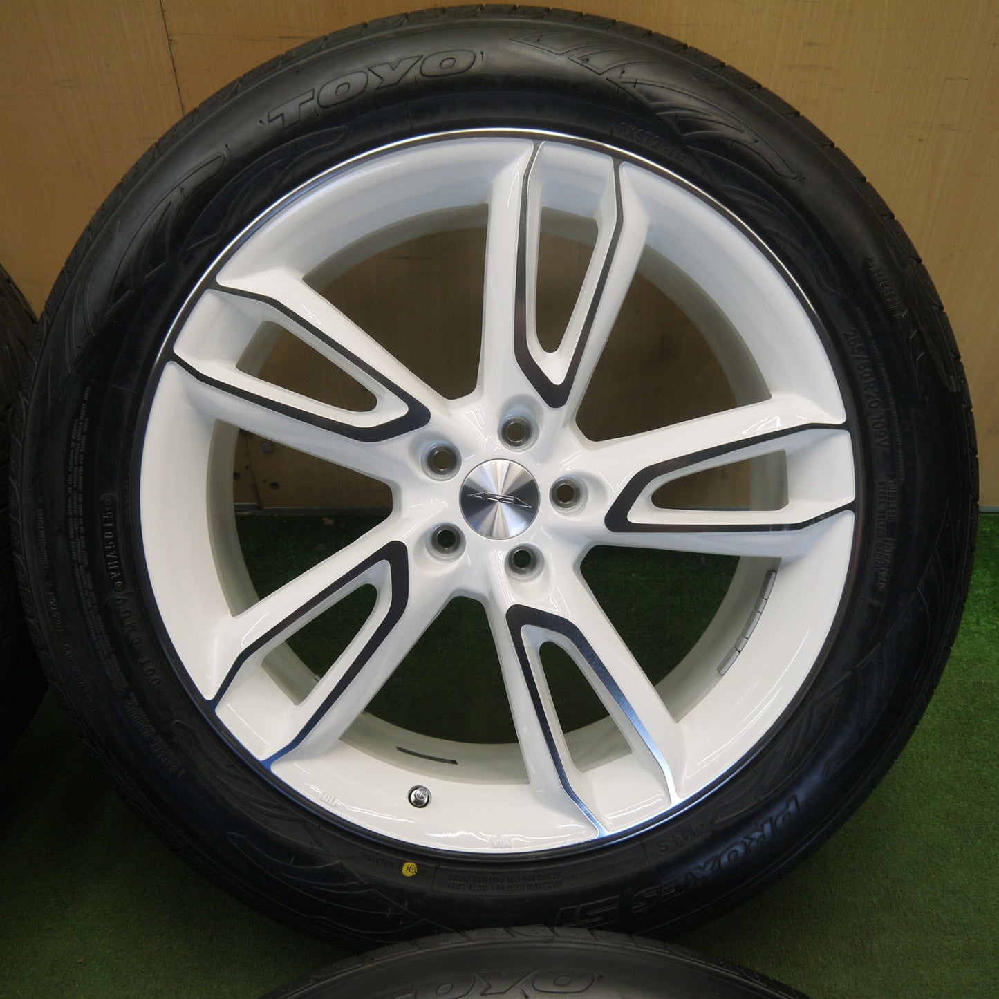 未使用★ボルボ 等 ACE Scorpio 255/50R20 トーヨー プロクセス STⅡ エース スコーピオ 20インチ PCD108/5H★6052601KKノ