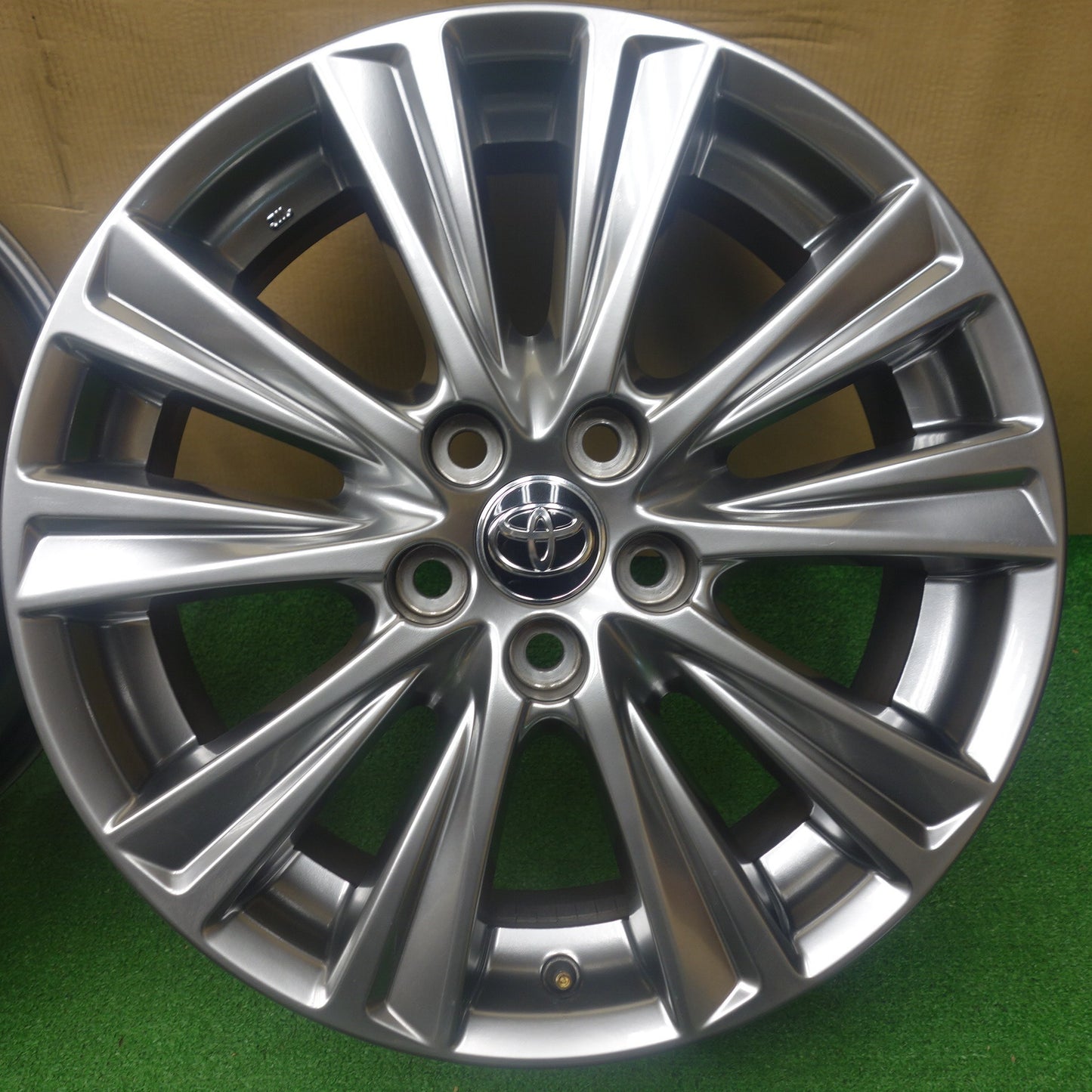 キレイ★トヨタ 30系 アルファード ヴェルファイア 純正 ホイール 18インチ 18×7.5J PCD114.3/5H★6062602KTホ
