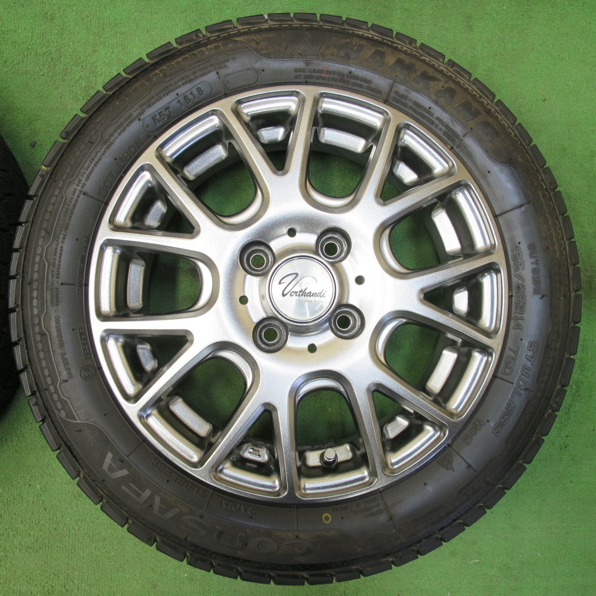 [送料無料] バリ溝！キレイ！9分★スタッドレス 155/65R14 ナンカン CORSAFA Verthandi ヴェルザンディ ヴェルサンディ 14インチ PCD100/4H★4103011イス
