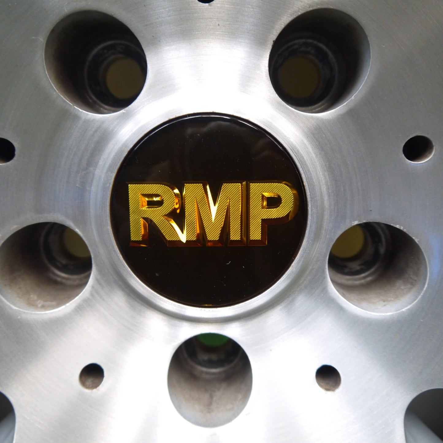 バリ溝！9.5分★ベンツ 等 RMP 225/40R18 スタッドレス ヨコハマ アイスガード iG70 18インチ PCD112/5H★6031101Hス