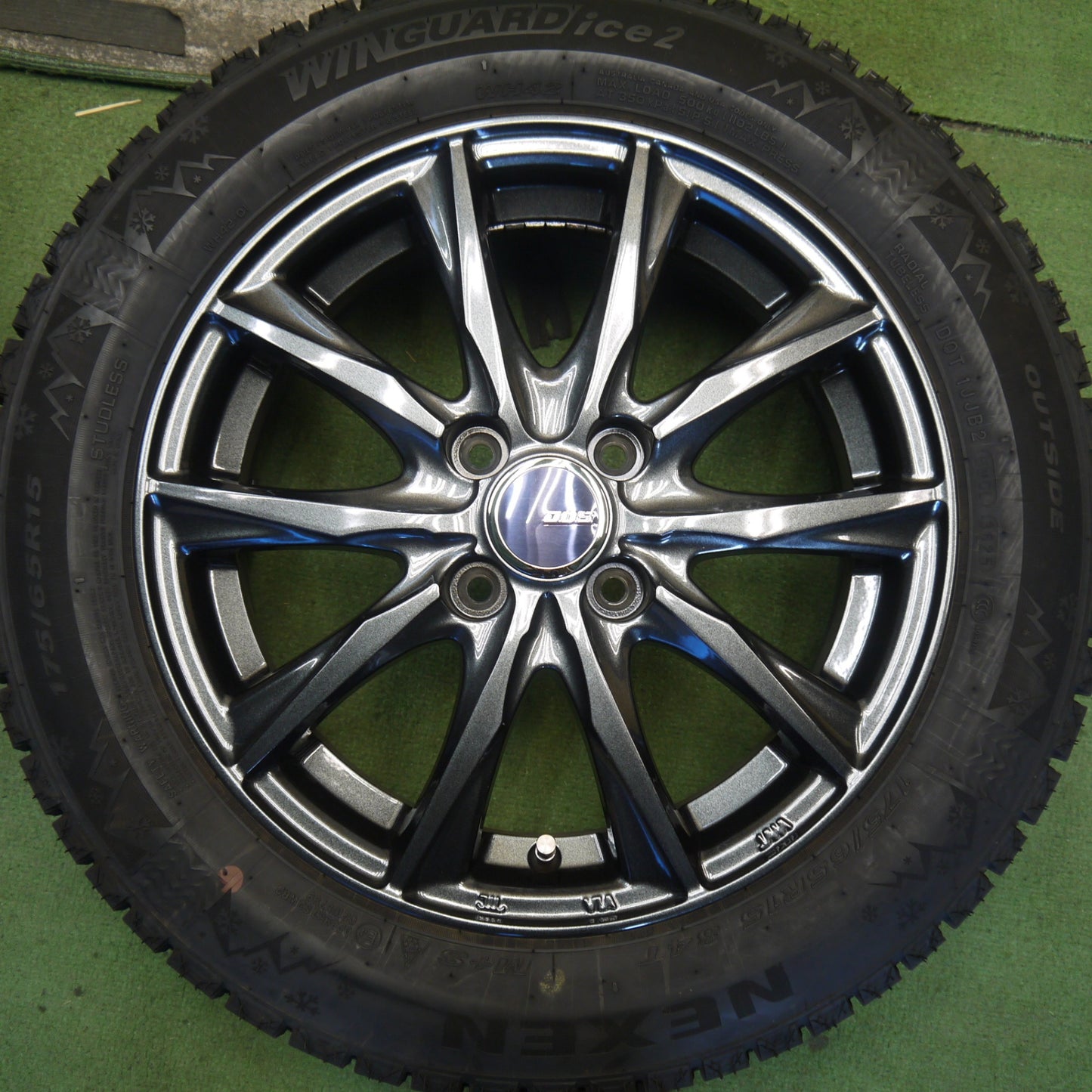 バリ溝！25年！キレイ！ほぼ10分◎スタッドレス 175/65R15 ネクセン ウィンガード アイス2 D.O.S. DOS 社外 アルミ 15インチ PCD100/4H◎6082106Hス
