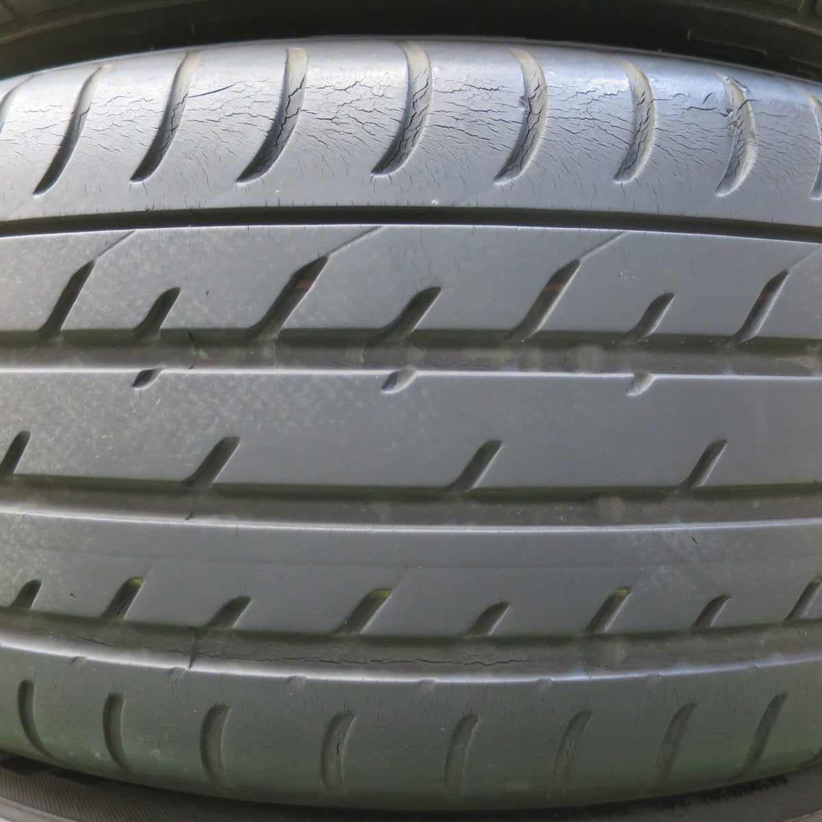 バリ溝！キレイ！9.5分★マツダ アテンザ 純正 225/55R17 トーヨー プロクセス T1 Sport 17インチ PCD114.3/5H★6022601イノ