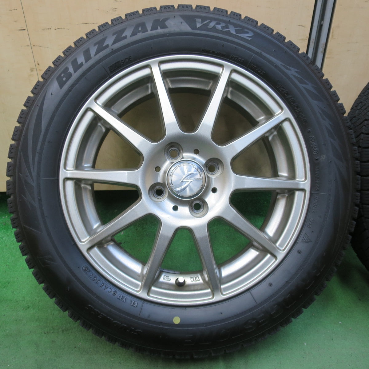 175/65R15 スタッドレス ブリヂストン VRX2 BRIDGESTONE スタッドレス