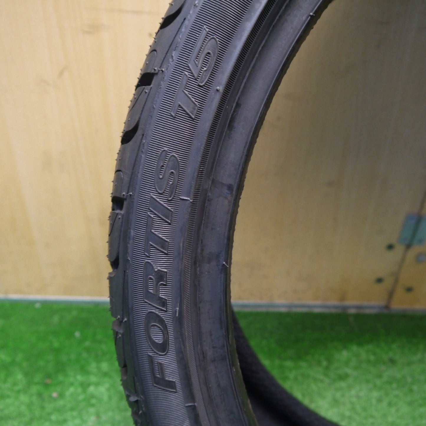 未使用！25年！1本★225/35R20 マックストレック FORTIS T5 MAXTREK タイヤ 20インチ クラウン オデッセイ 等★6040306Hノタ