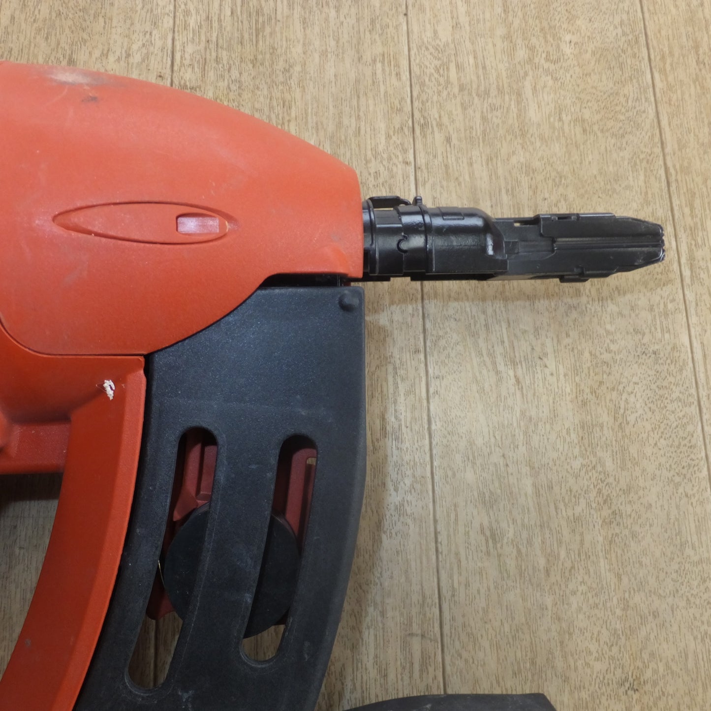 [送料無料] ★ヒルティ HILTI ガス式鋲打機 GX100-E　マガジン部分 X-GM20★