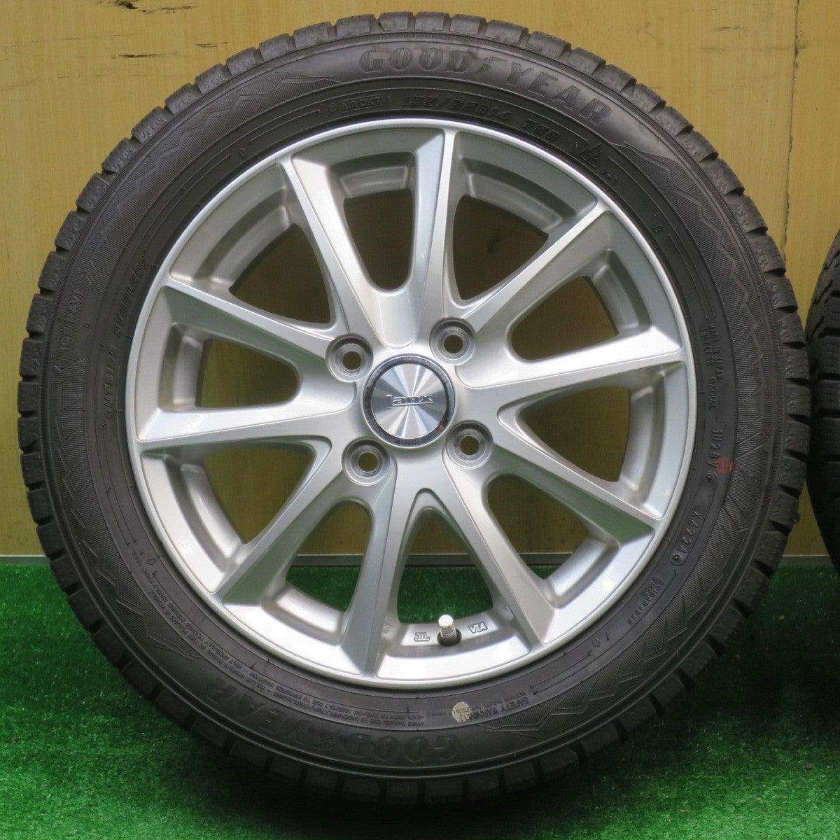 バリ溝！24年！ほぼ10分★スタッドレス 155/65R14 ヨコハマ アイスナビ8 Lanx 社外 アルミ 14インチ PCD100/4H★5110404NJス
