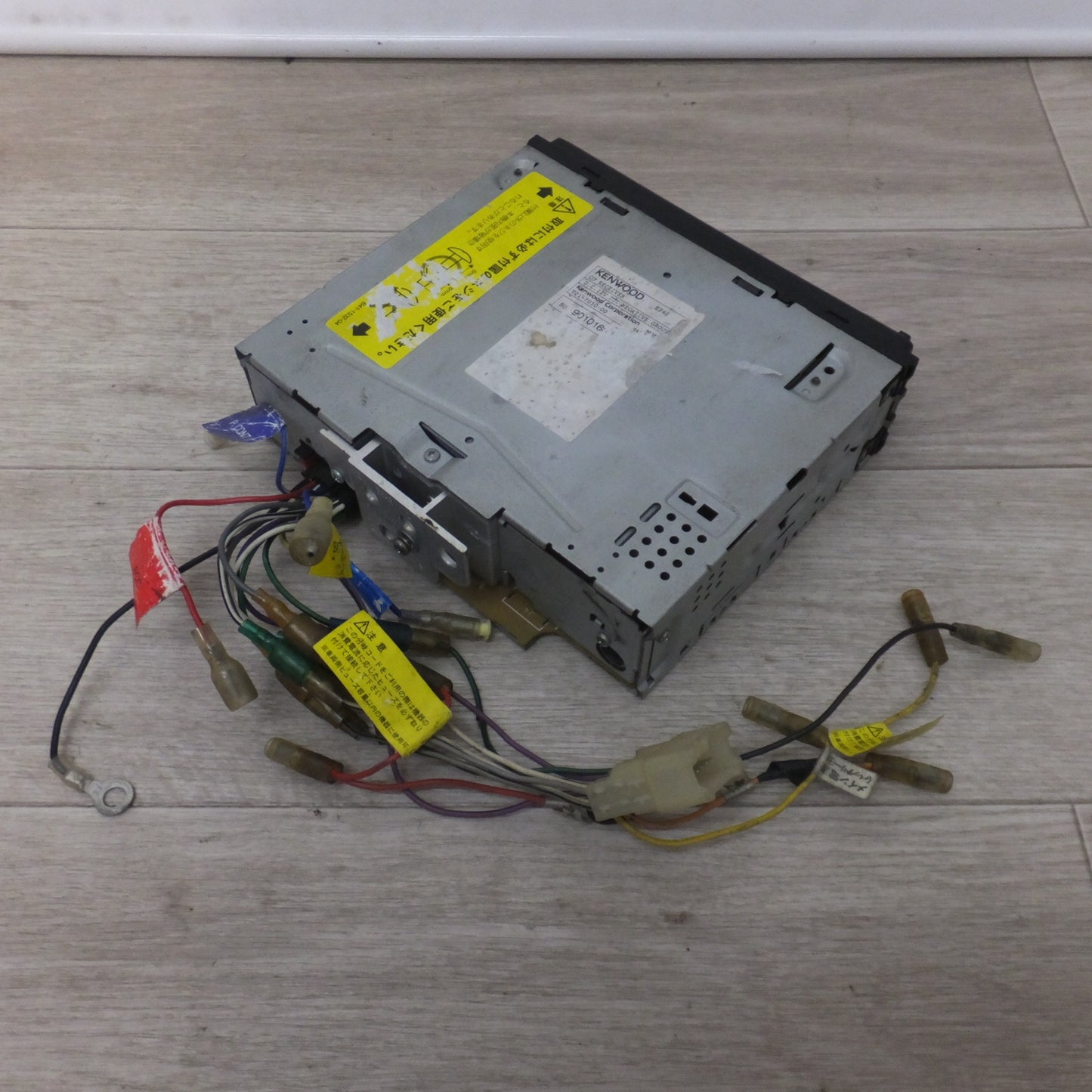 [送料無料] ★ケンウッド KENWOOD MP3 WMA対応CDレシーバー E242[38]★