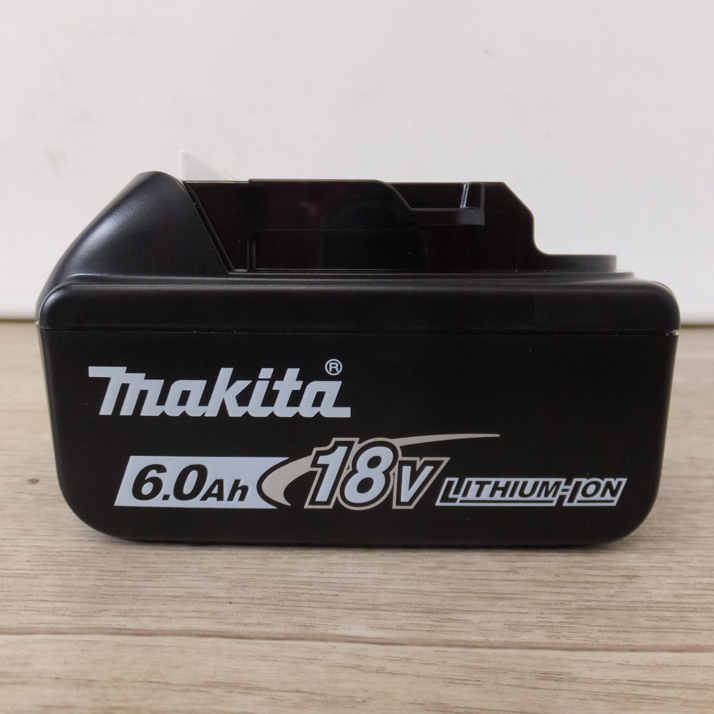 [送料無料] 美品★マキタ makita バッテリ BL1860B　DC18V 6.0Ah 108Wh Li-ion20(2)★