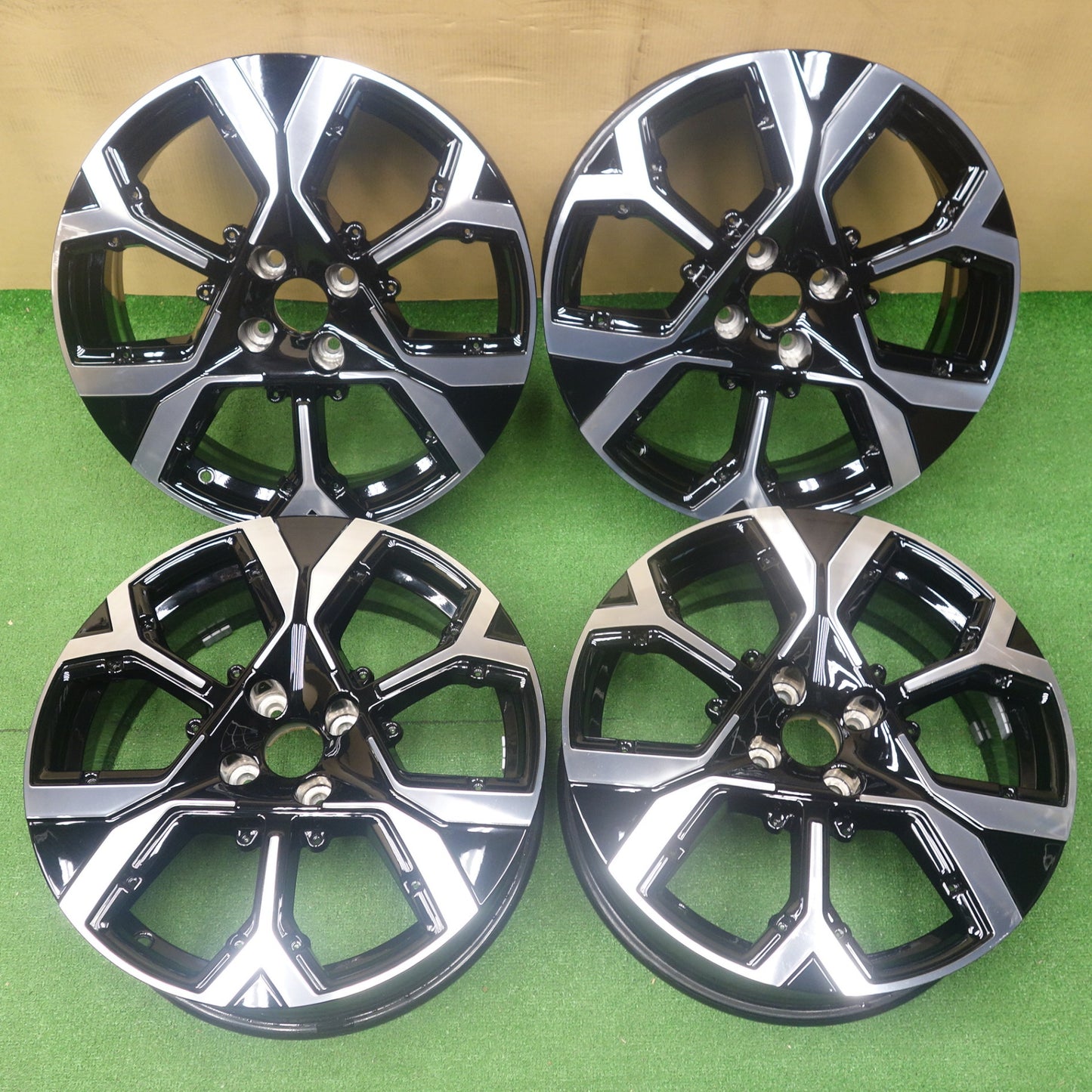 キレイ★シトロエン C4 純正 MOPAR ホイール 18インチ 18×6.5J PCD108/4H★6060703KTホ