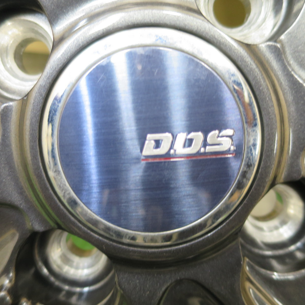バリ溝！キレイ！8.5分★スタッドレス 165/65R15 グッドイヤー アイスナビ7 D.O.S. DOS 15インチ ソリオ ハスラー タフト 等 PCD100/4H★6021802ナス