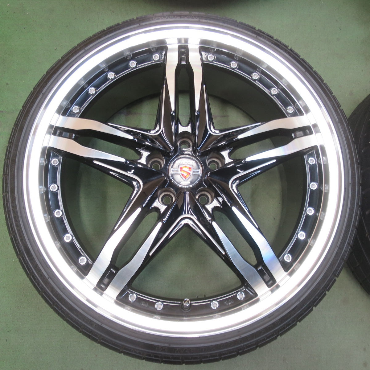 バリ溝！23年！キレイ！9.5分◎STEINER AME 245/30R20 アルテンゾ SPORTS Comforter+ シュタイナー 20インチ PCD114.3/5H◎6100503IMノ