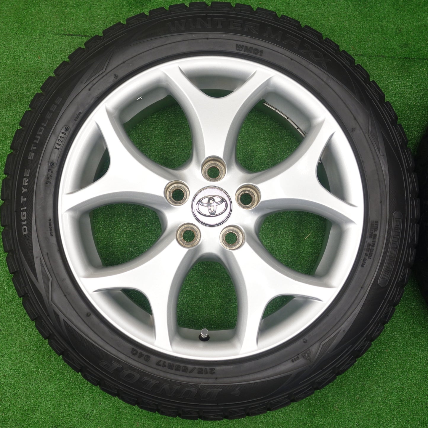 バリ溝！9分★トヨタ 50系 エスティマ 純正 215/55R17 スタッドレス ダンロップ ウインターマックス WM01 17インチ PCD114.3/5H★5122203KTス