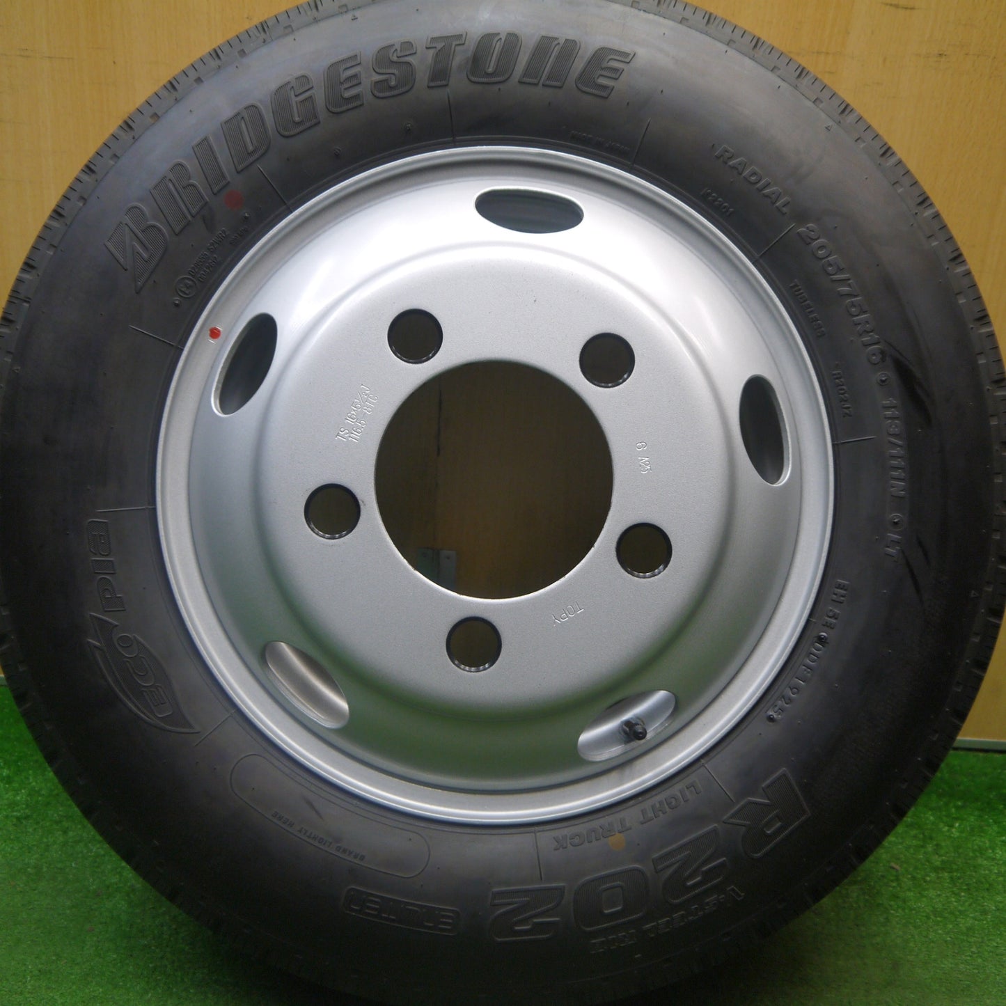 新車外し！25年！1本★トラック 205/75R16 113/111N ブリヂストン R202 TOPY スチール 116.5-8TC PCD203.2/5H★6010514Hノ