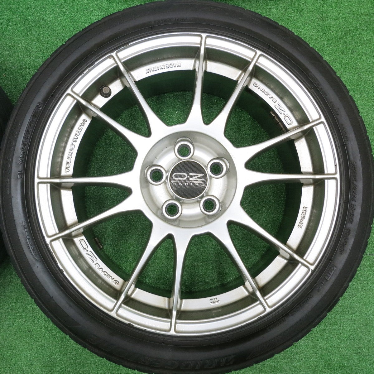 [送料無料] 4本価格★ワーゲン ポロ等 O・Z RACING ウルトラレッジェーラ 205/45R16 ブリヂストン プレイズ PX OZ PCD100/5H★4092302HAノ