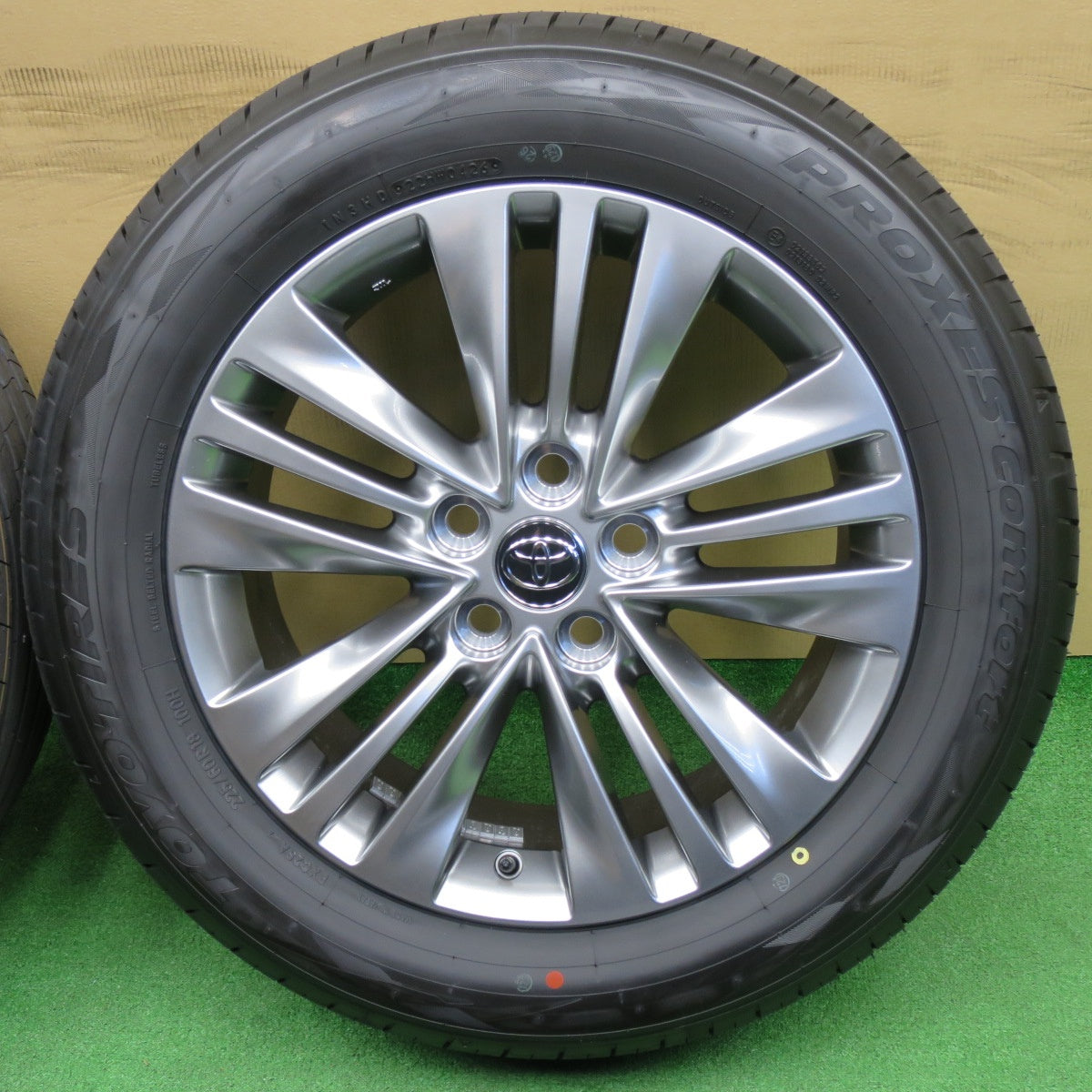 新車外し！26年★トヨタ 40系 アルファード Zグレード ヴェルファイア 純正 225/60R18 トーヨー プロクセス Comfort 18インチ PCD120/5H★6041201NKノ