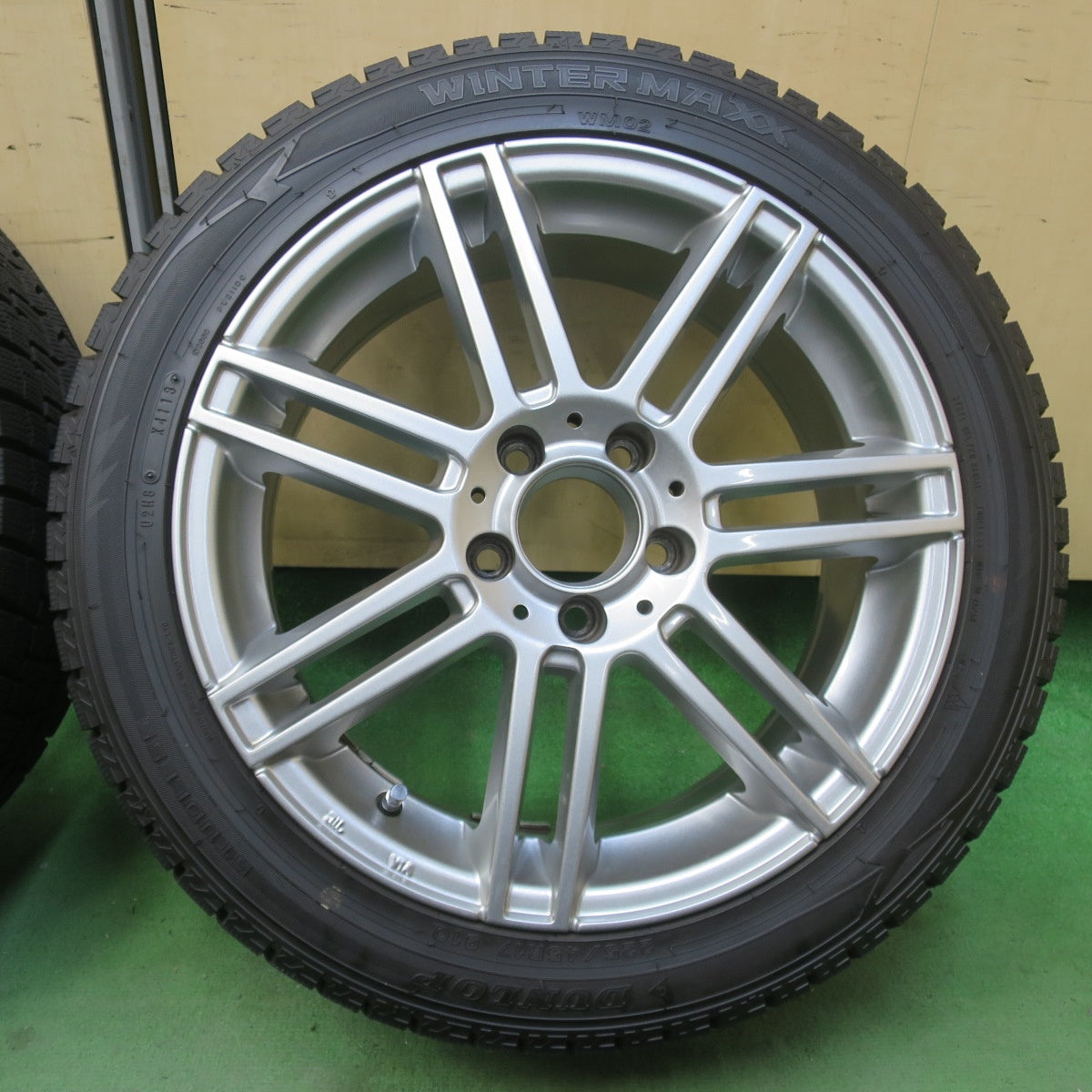 バリ溝！キレイ！9.5分★ベンツ 等 EUROTECH STAGE TW7 225/45R17 スタッドレス ダンロップ ウインターマックス WM02 ユーロテック 17インチ PCD112/5H★6030504イス