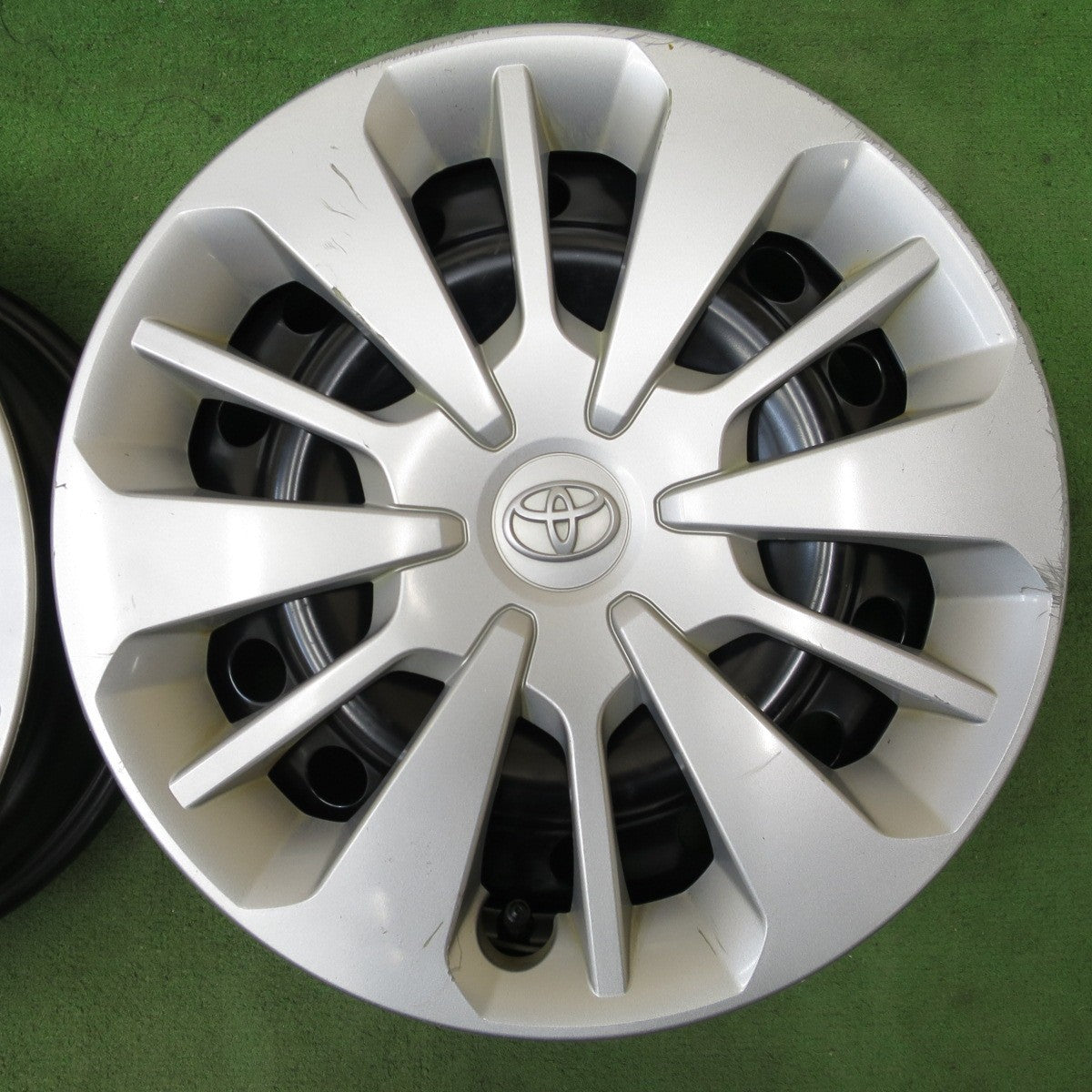 キレイ◎トヨタ タンク パッソ ルーミー 等 純正 スチール ホイール 14インチ 14×5J PCD100/4H◎6101201NGホ