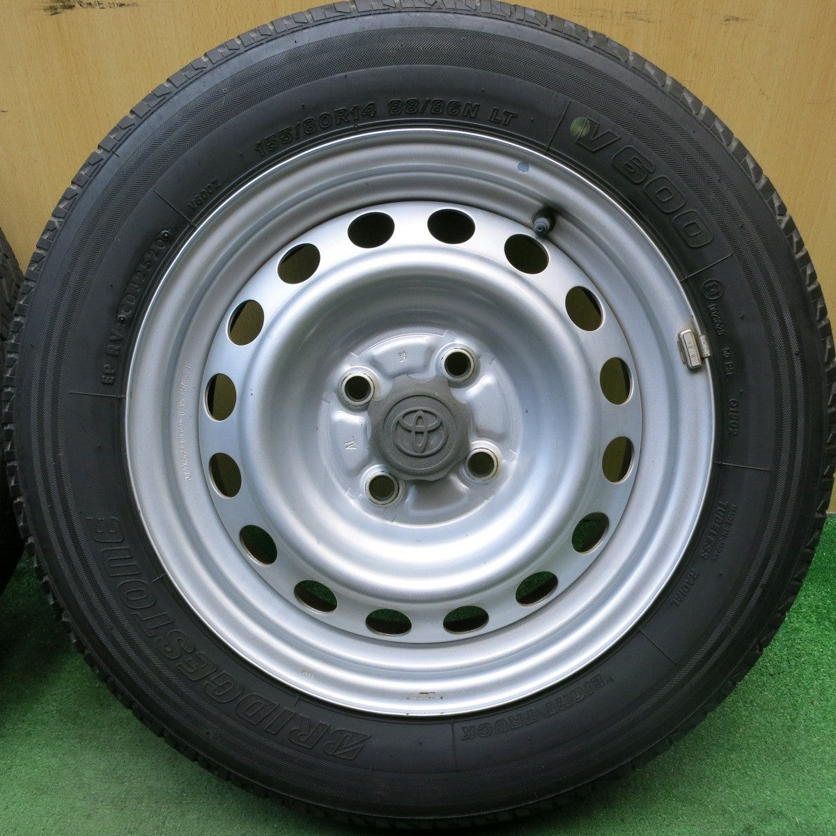 キレイ★トヨタ プロボックス 純正 スチール 155/80R14 88/86N ブリヂストン V600 14インチ PCD100/4H★5080906HAノ