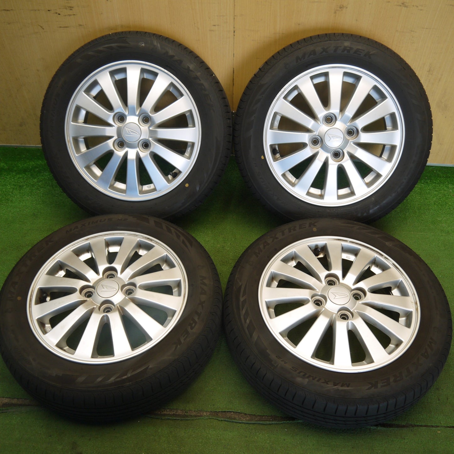 バリ溝！24年！8.5分◎ダイハツ ムーヴ コンテ ミライース 等 純正 155/65R14 マックストレック MAXIMUS M2 14インチ PCD100/4H◎6071308Hノ