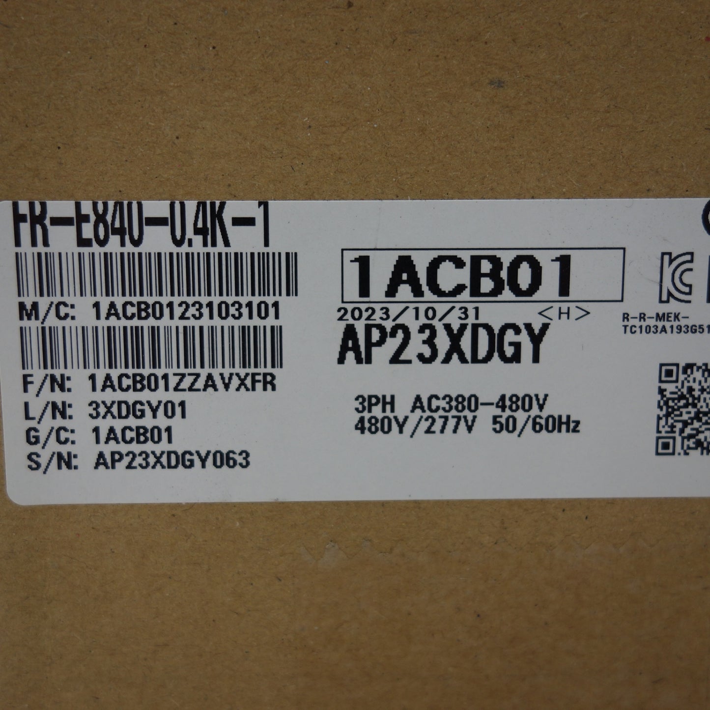 [送料無料] 新品☆三菱電機 インバーター FR-E840-0.4K-1 MITSUBISHI ELECTRIC 発電機☆