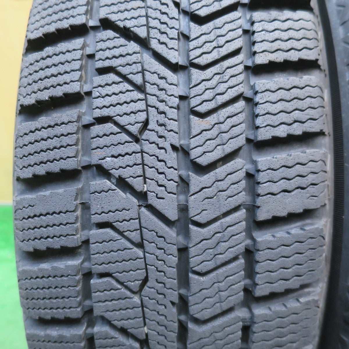 バリ溝！22年！9分★スタッドレス 165/65R14 トーヨー オブザーブ GIZ2 Exceeder エクシーダー 14インチ ソリオ ハスラー 等 PCD100/4H★6050405NJス