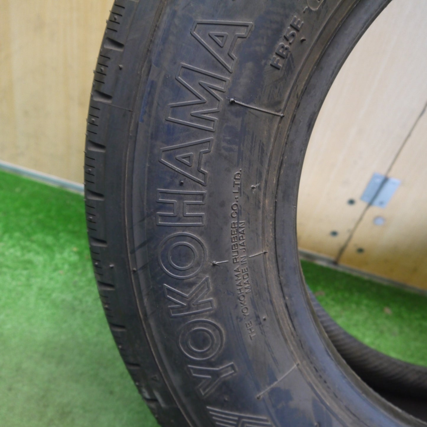 新車外し！24年！1本★トラック タイヤ 205/75R16 113/111N ヨコハマ SUPER STEEL RY108B 16インチ★6061904Hノタ