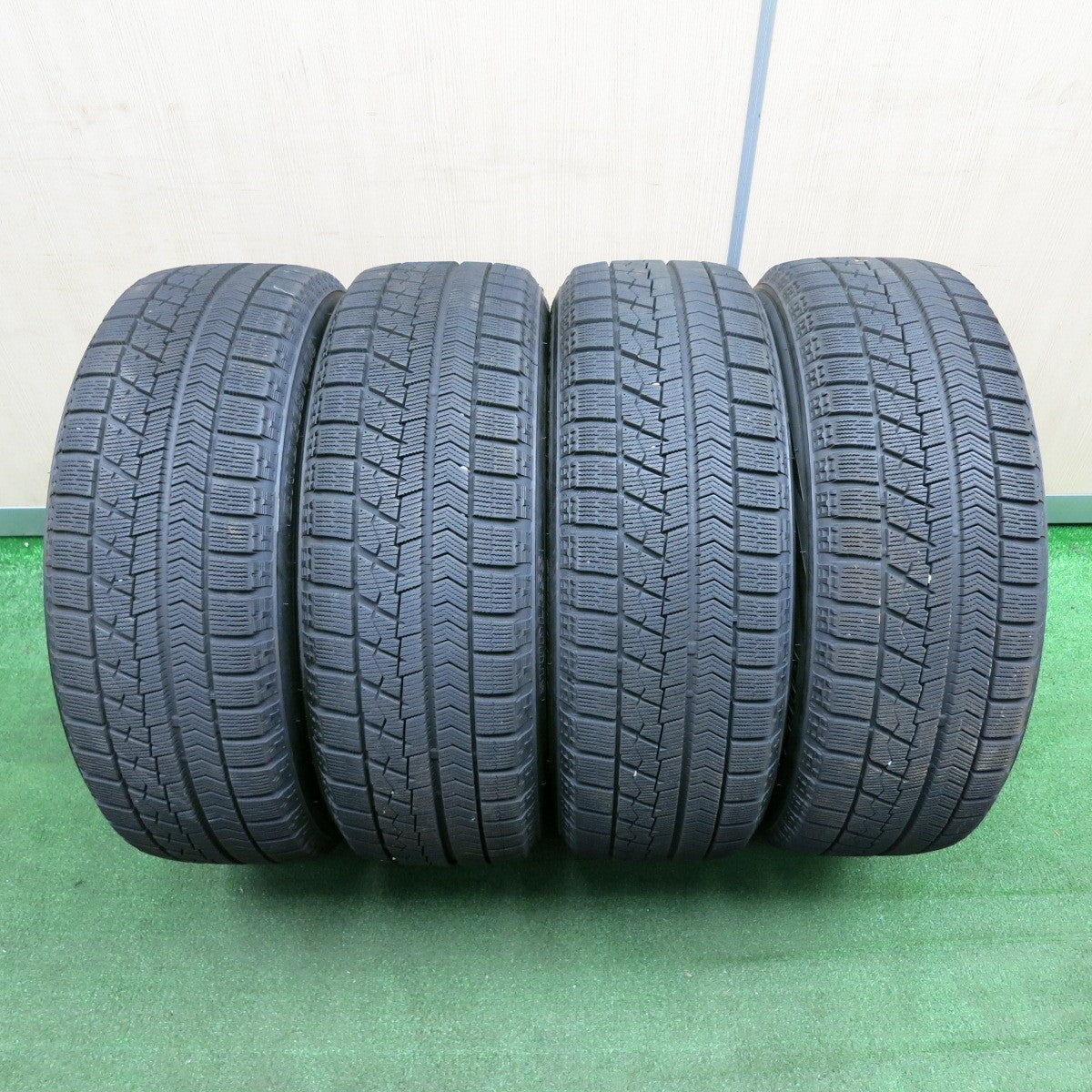 *送料無料* バリ溝！9分★スタッドレス 205/60R16 ブリヂストン ブリザック VRX MANARAY SPORT マナレイ 16インチ PCD114.3/5H★4040311TNス