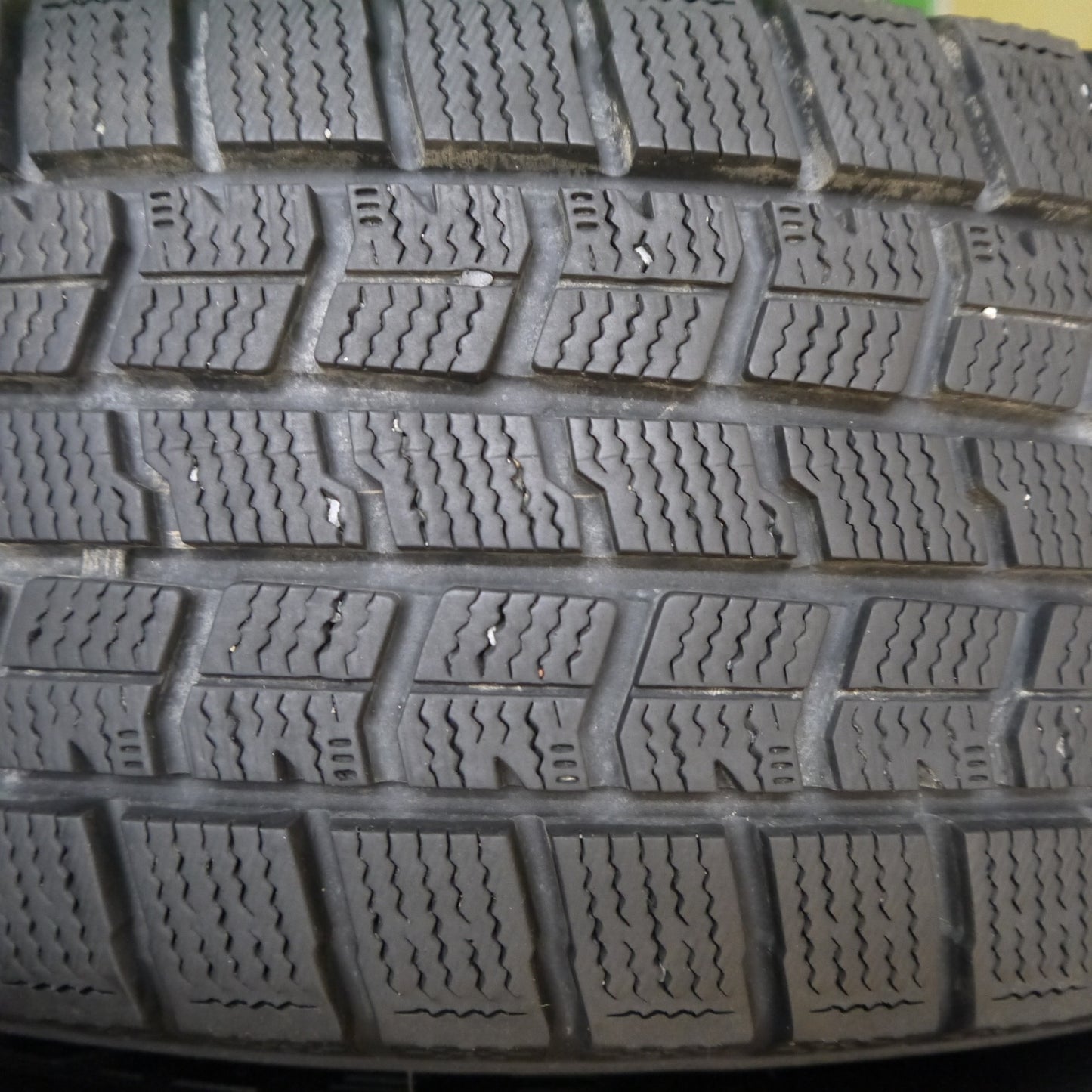 バリ溝！22年！9.5分★スタッドレス 195/65R15 グッドイヤー アイスナビ7 スチール ホイール 15インチ PCD114.3/5H★5062001Hス